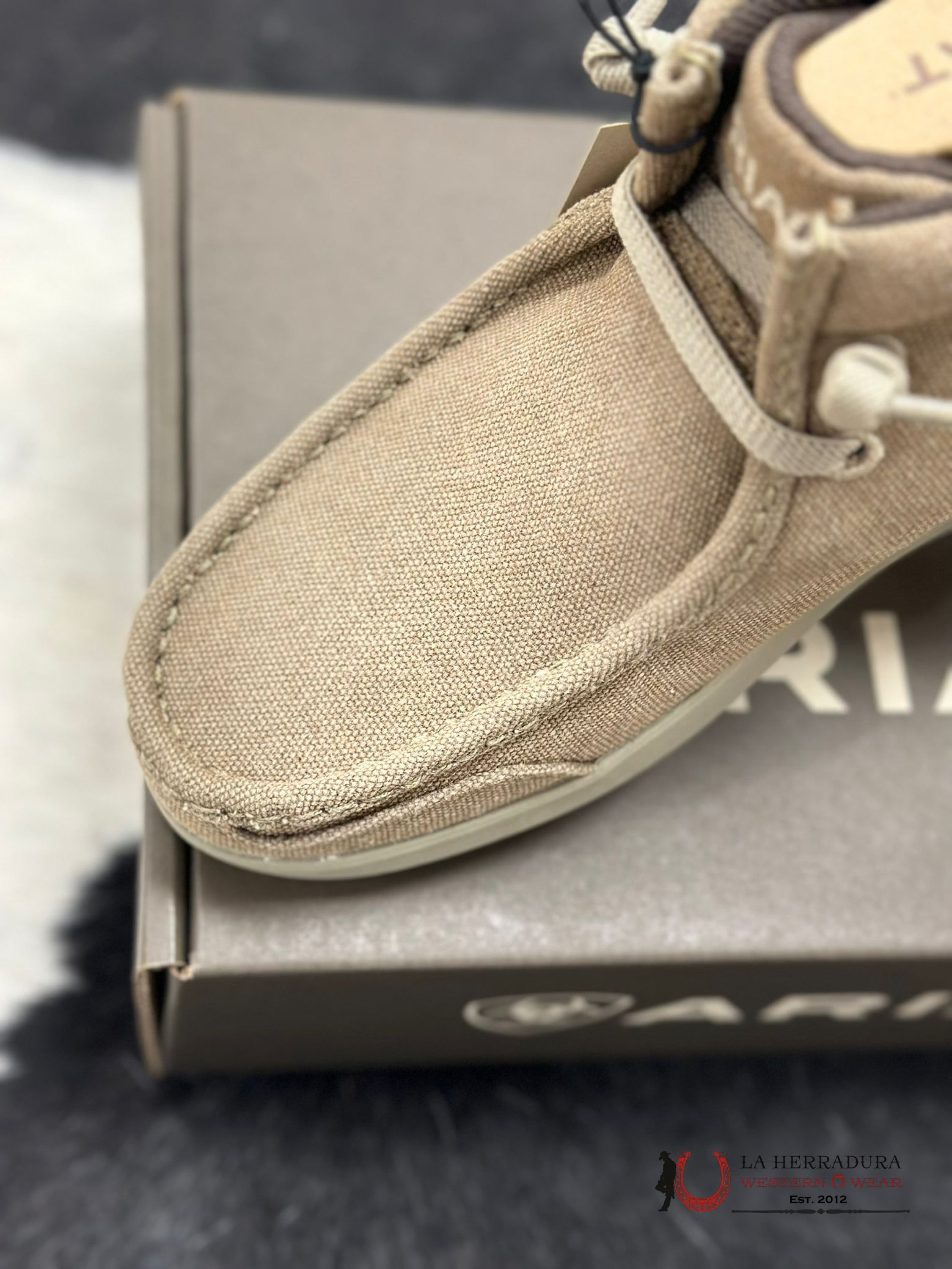 Ariat Mens Hilo Rancher Moc Tan Zapatos Hombres