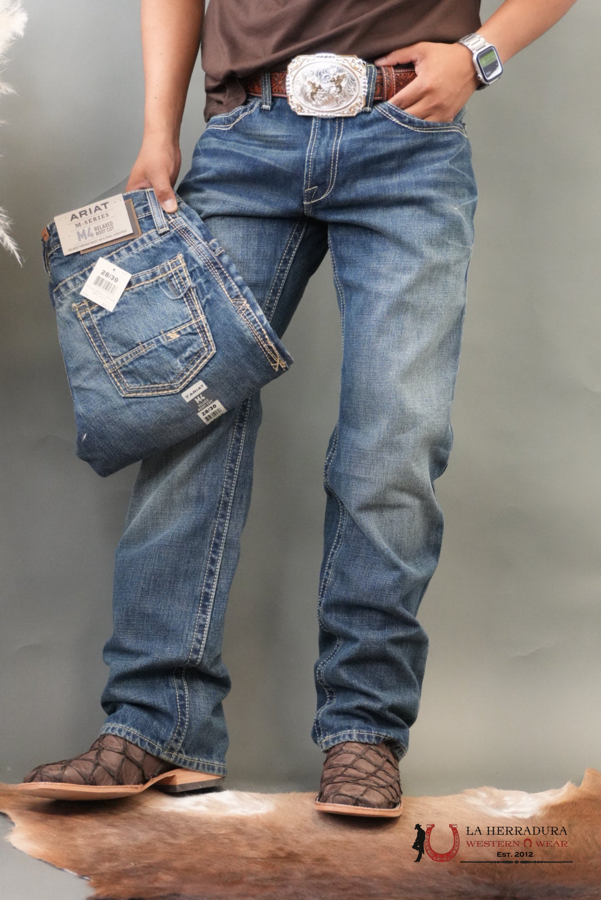 ARIAT MENS JEAN GULCH M4 RELAXED FIT STRAIGHT LEG BOOTCUT ARIAT JEANS