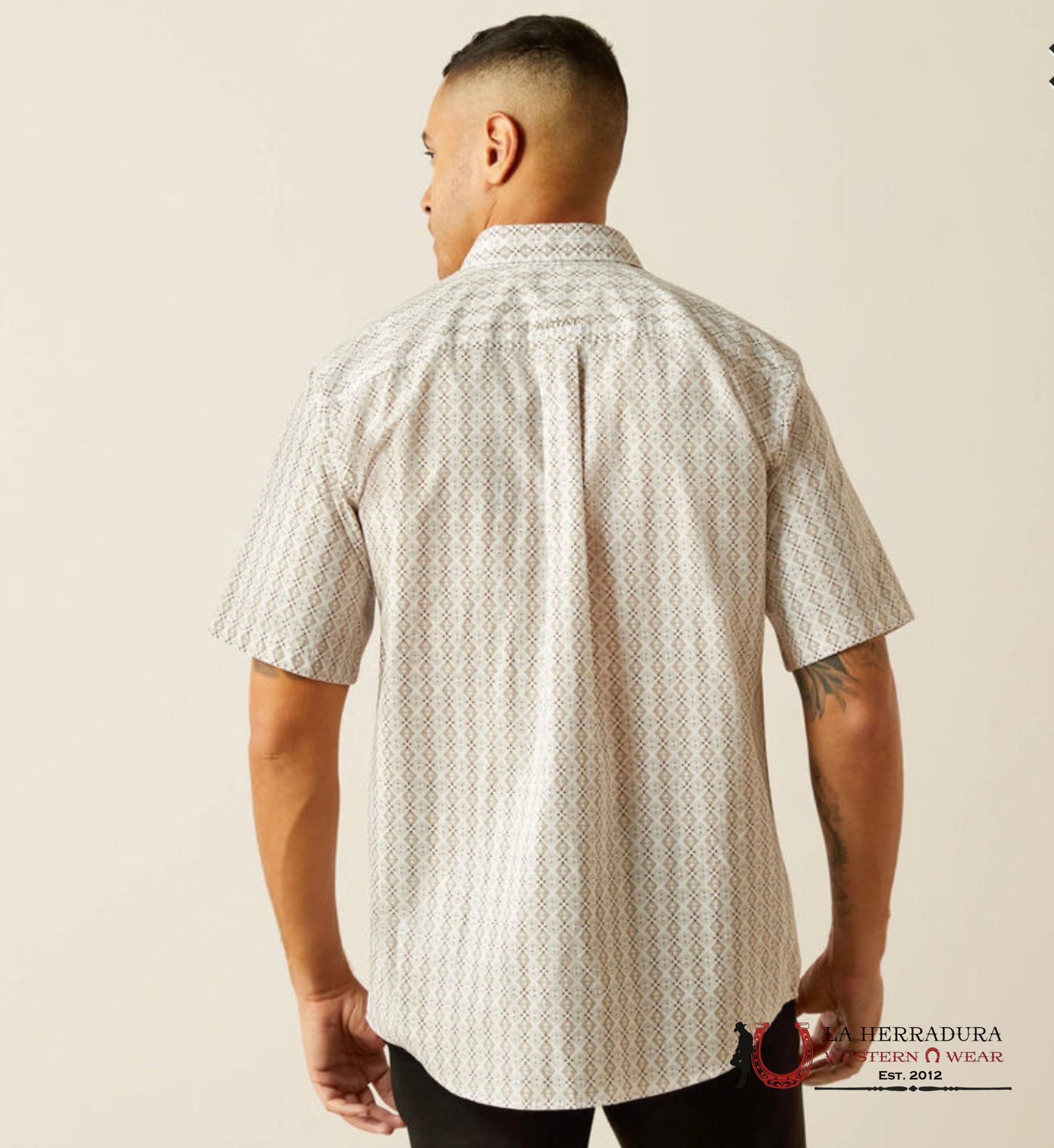 ARIAT MENS SHIRT CARLO SS SHRT SAND 10059009 ROPA HOMBRES