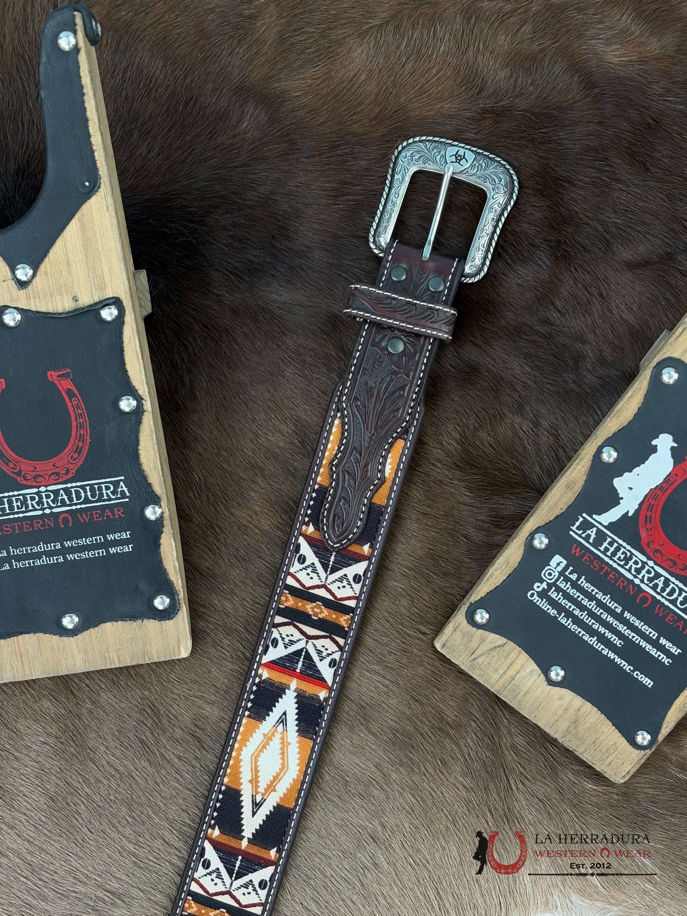 Ariat Orange/Tan Aztec Belt Cinturones Hombres