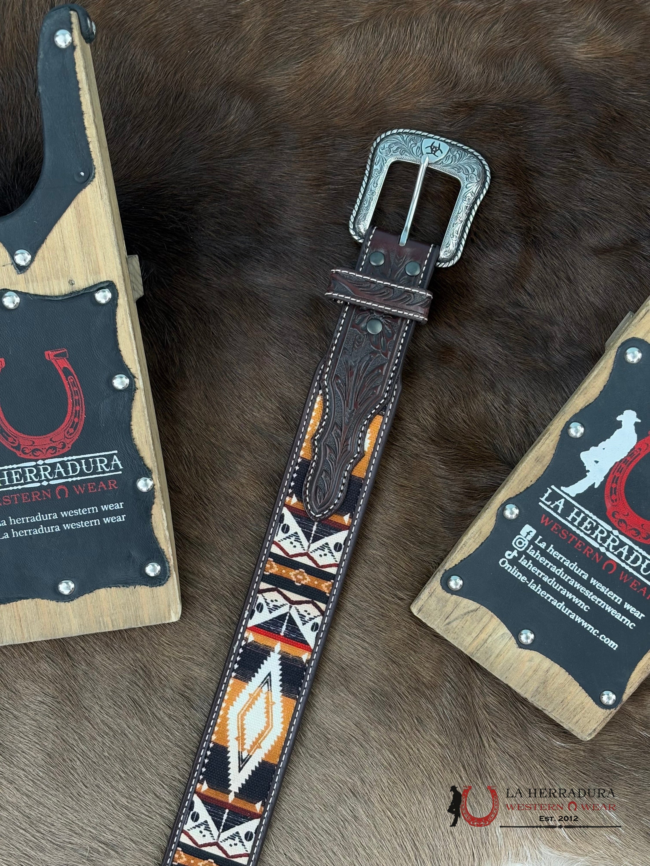 Ariat Orange/Tan Aztec Belt Cinturones Hombres