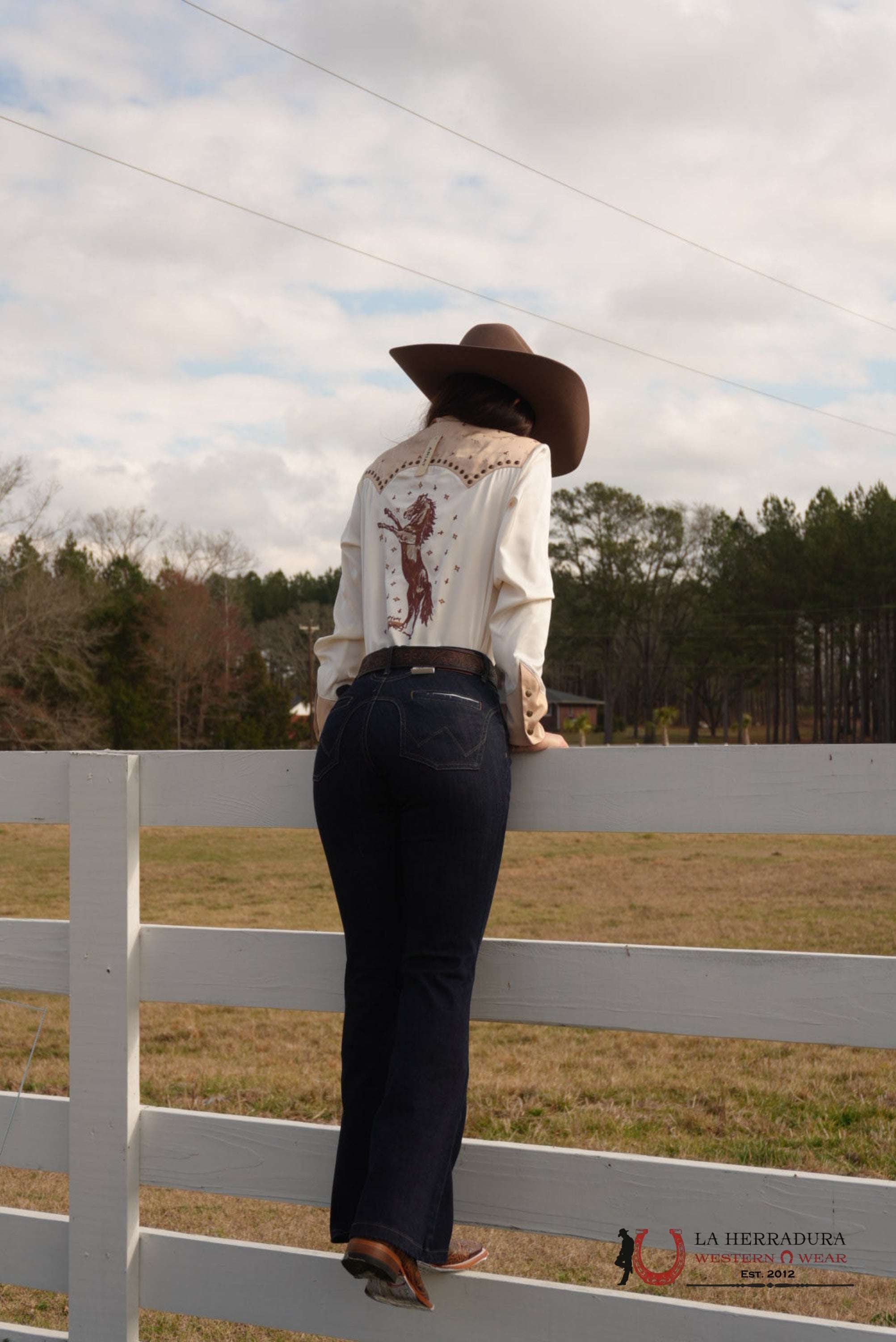 ARIAT SHIRT WILDHORSE SNAP LONG SLEEVE SHIRT WHITE ALYSSUM/SUMMER SAND - 3974 ROPA MUJERES
