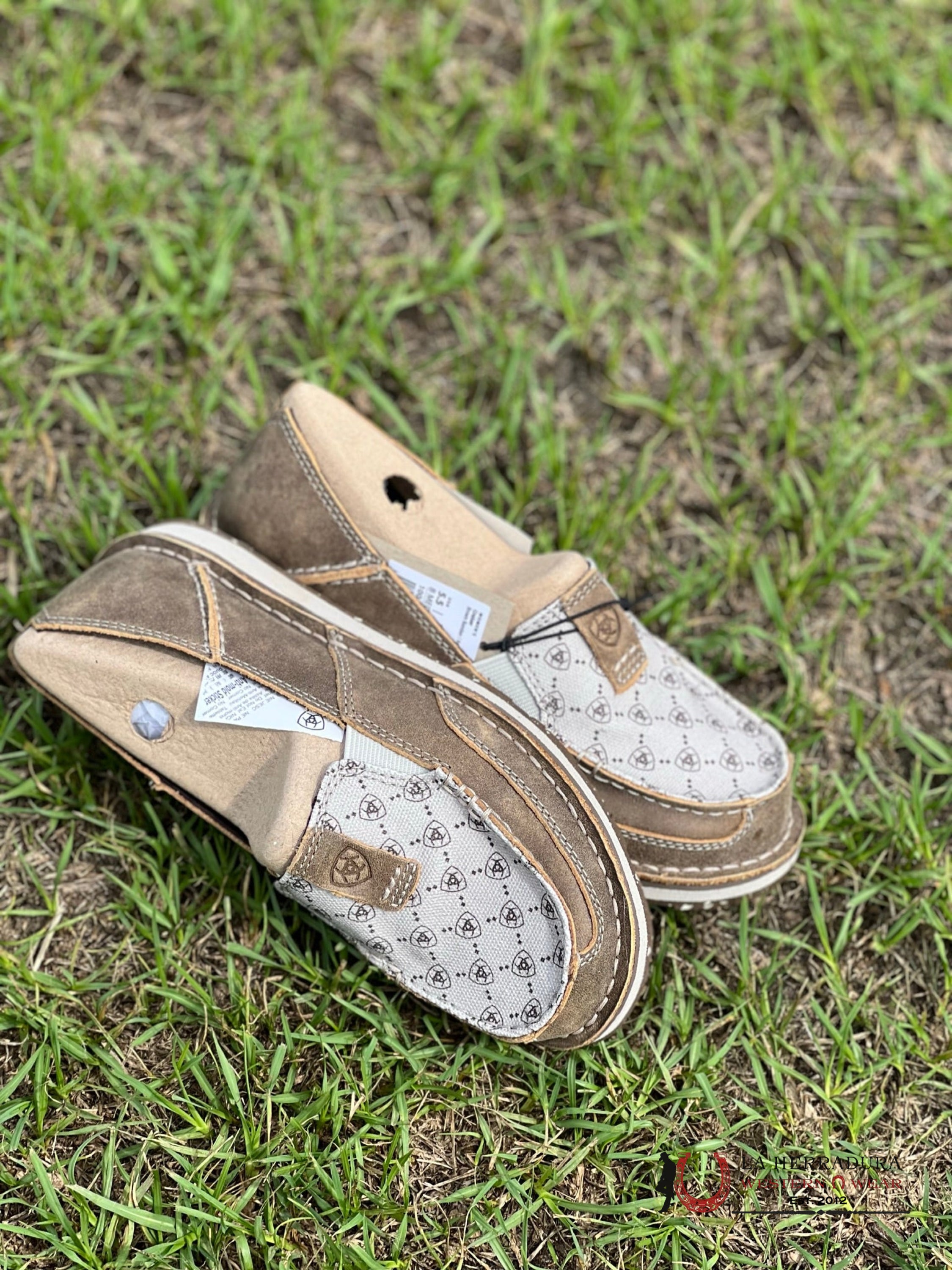 Ariat Shoes For Women Crusier Brown Bomber Logo Zapatos Mujeres