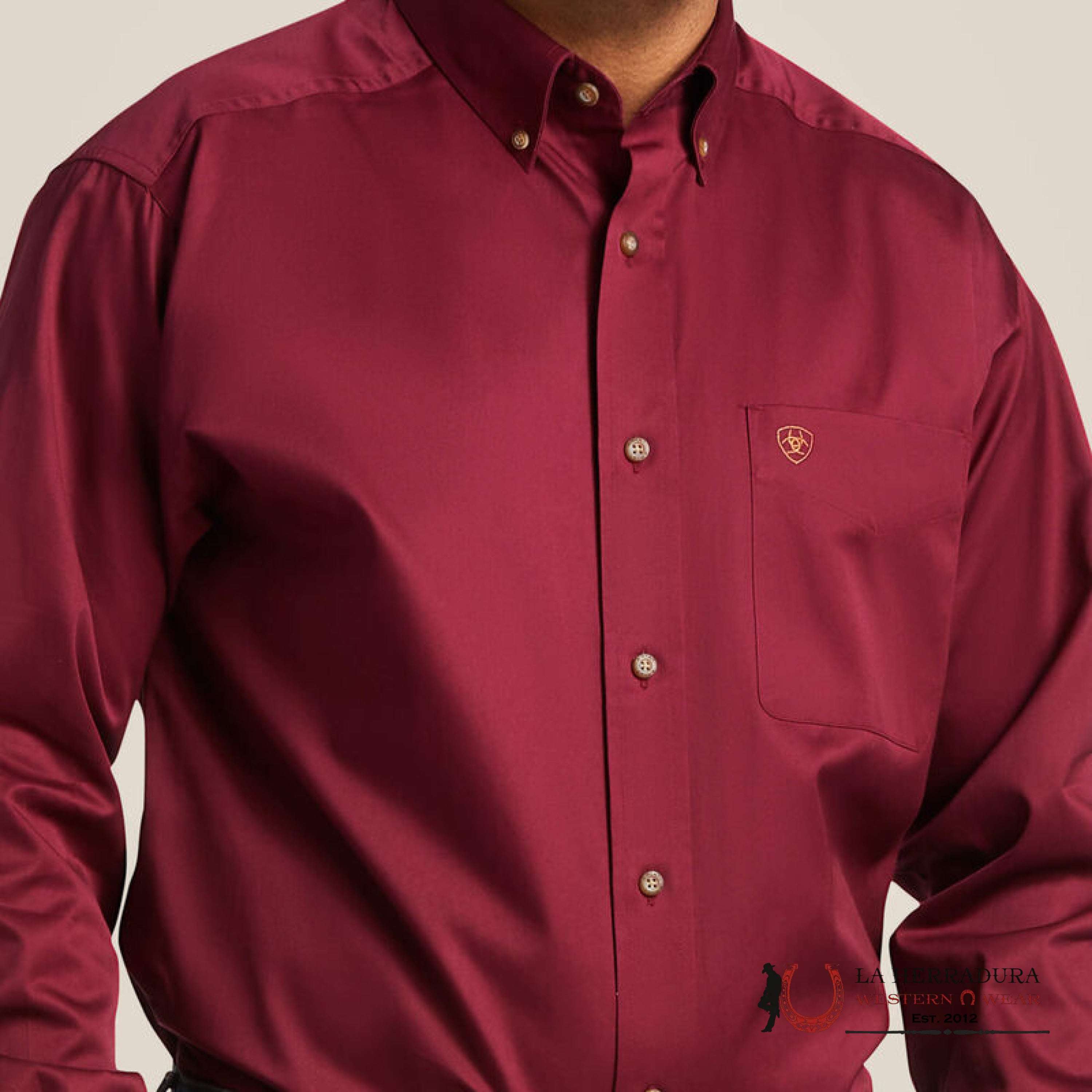 ARIAT SOLID TWILL CLSSC LS SHRT BURGUNDY 2635 ROPA HOMBRES