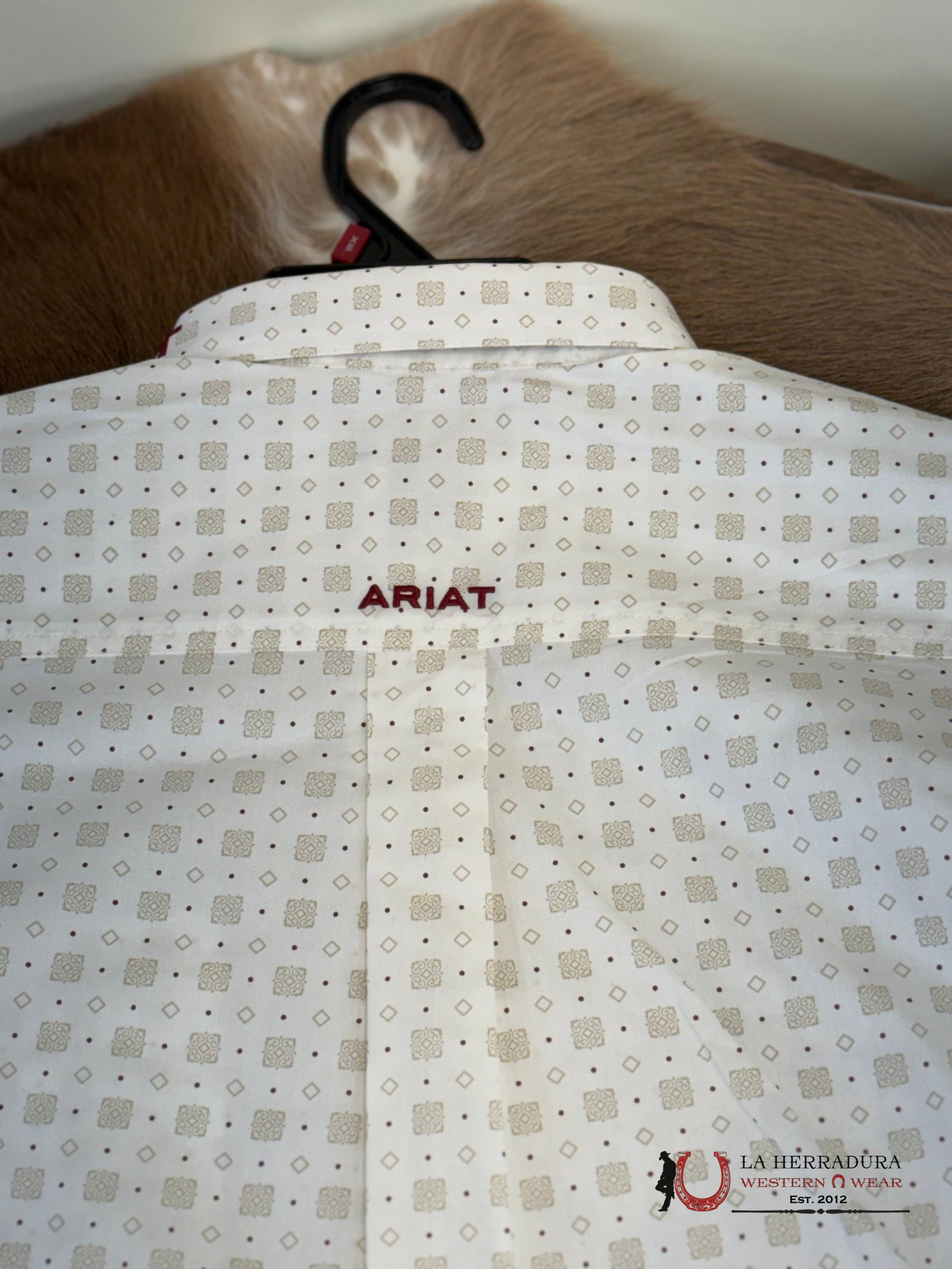 Ariat Team King Long Sleeve Shirt White/Brick - 4639 Ropa Hombres