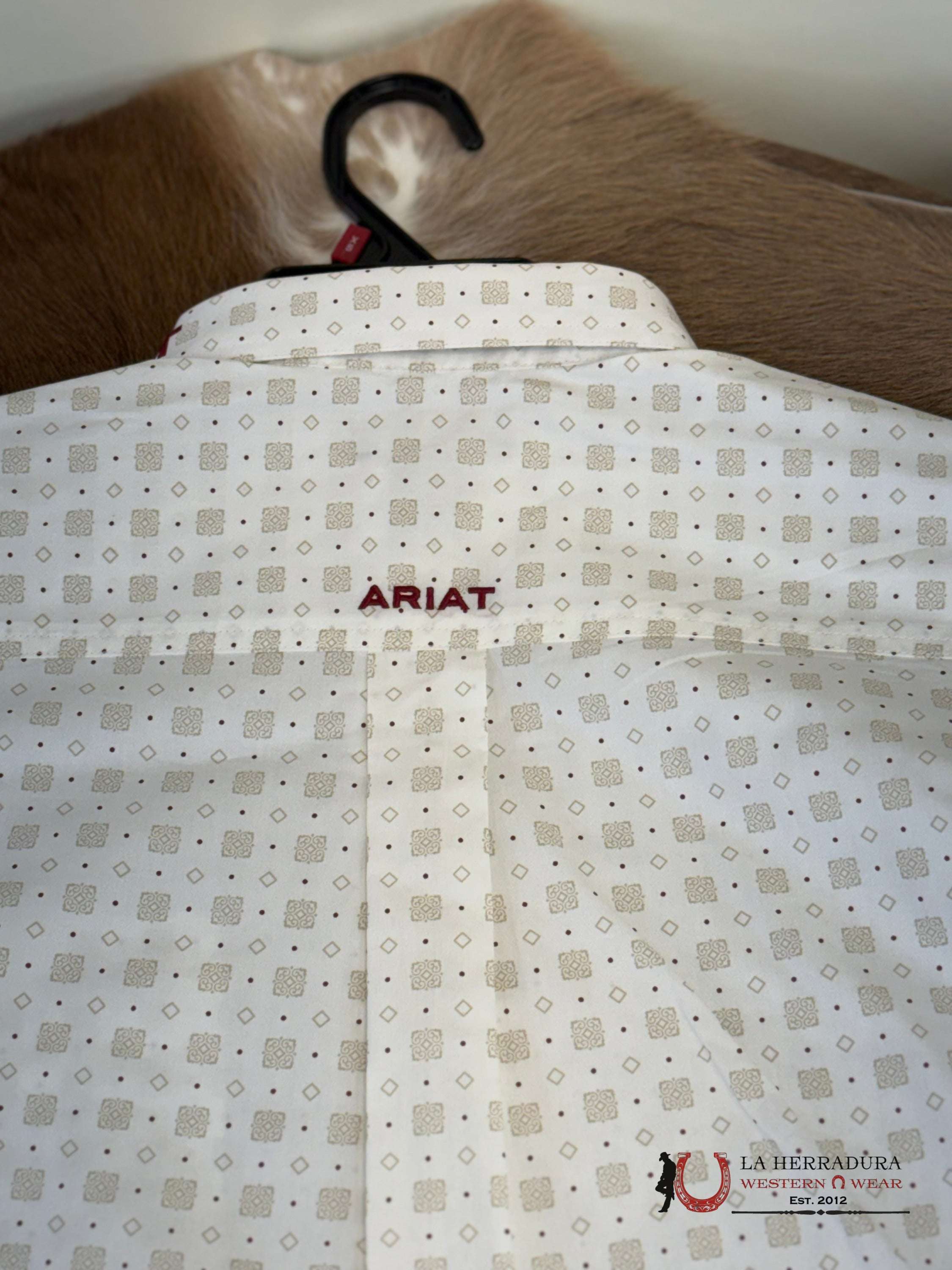Ariat Team King Long Sleeve Shirt White/Brick - 4639 Ropa Hombres