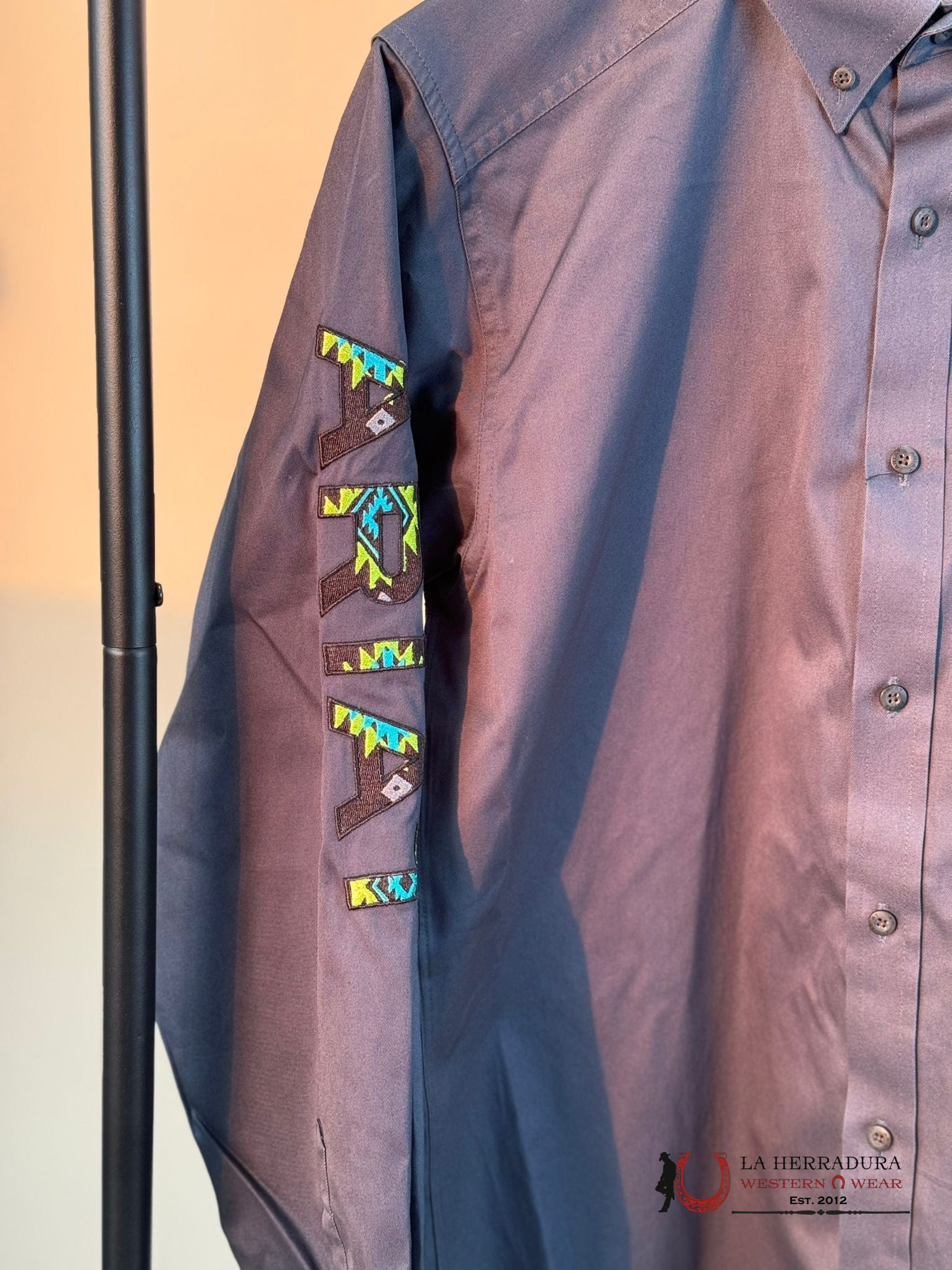 Ariat Team Logo Twill Dark Gray Fitted Long Sleeve Shirt 10048718 Ropa Hombres