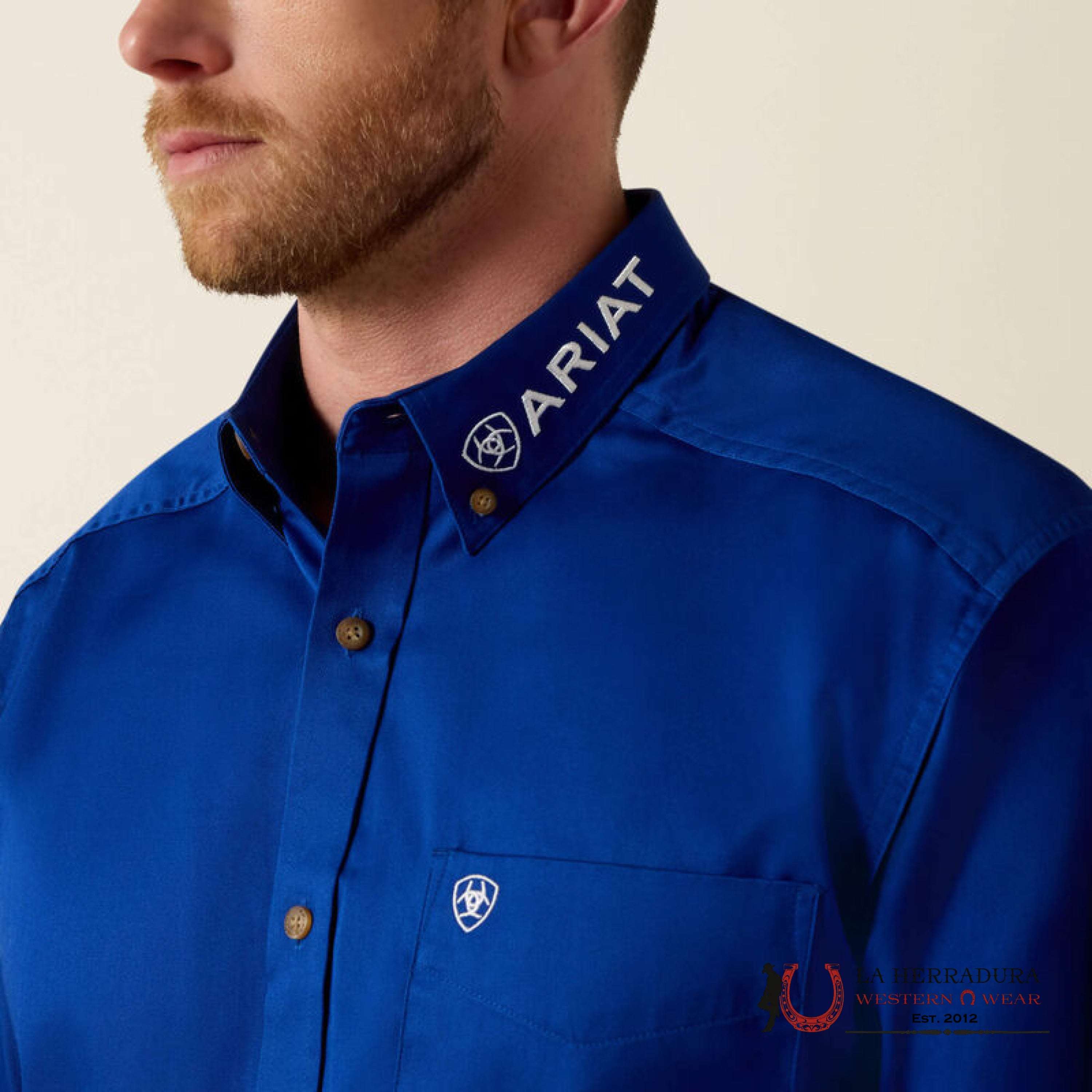 ARIAT TEAM LOGO TWILL FTD LS SHRT ULTRAMARINE/WHITE 10034232 ROPA HOMBRES