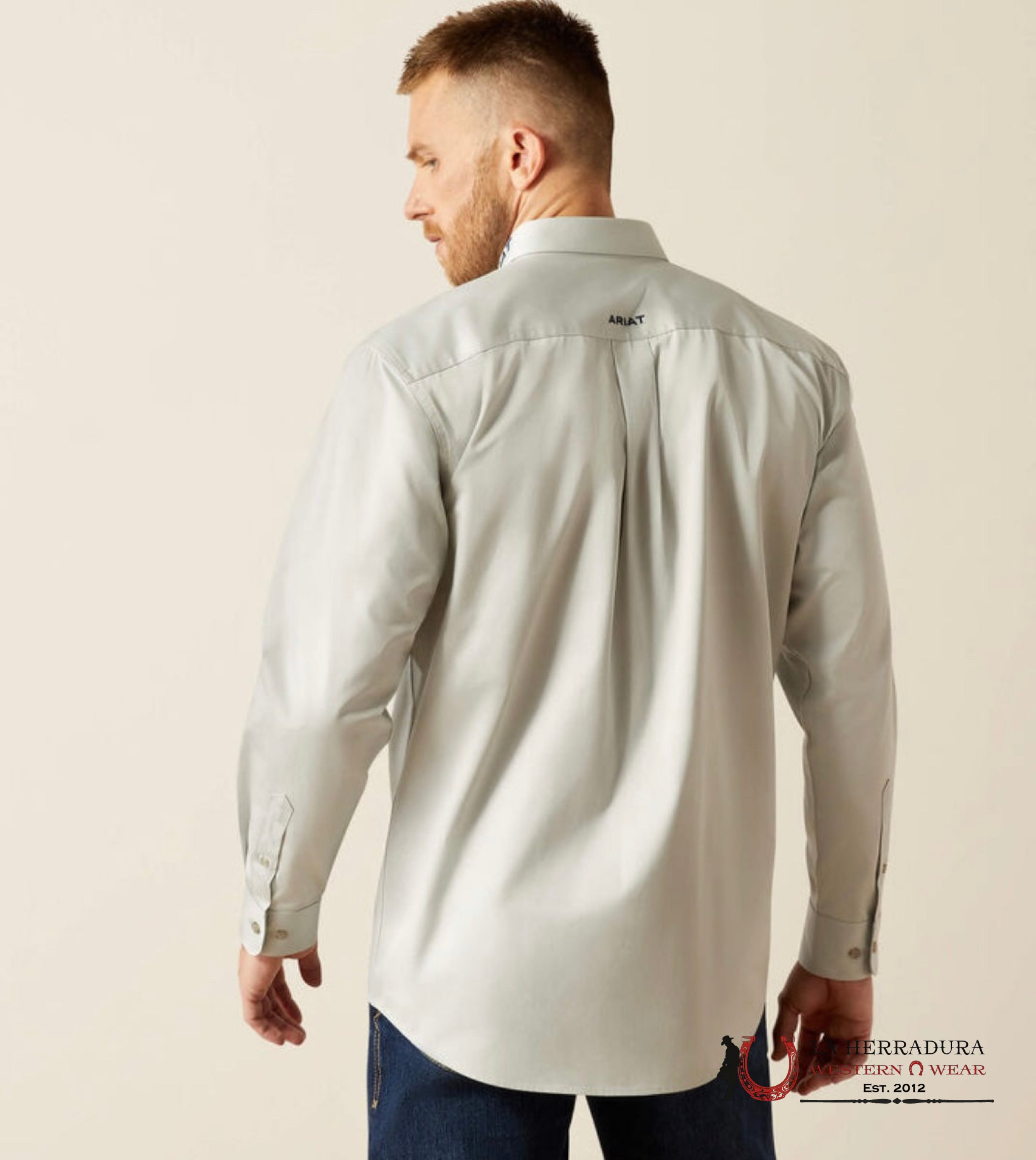 ARIAT TEAM LOGO TWILL LS SHRT SILVER/NAVI 10059133 ROPA HOMBRES