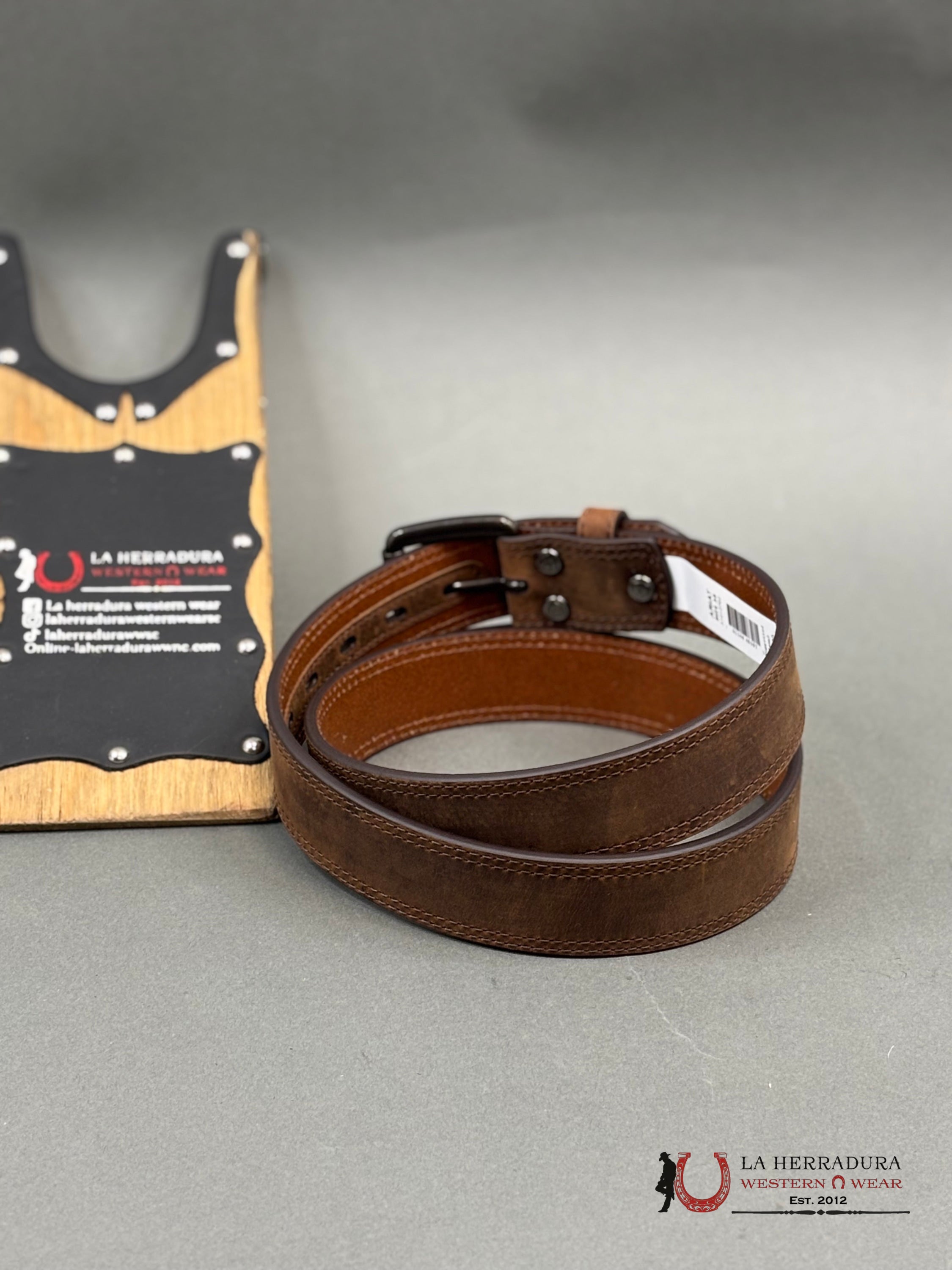 Ariat Triple Stitched Leather Belt Cinturones Hombres