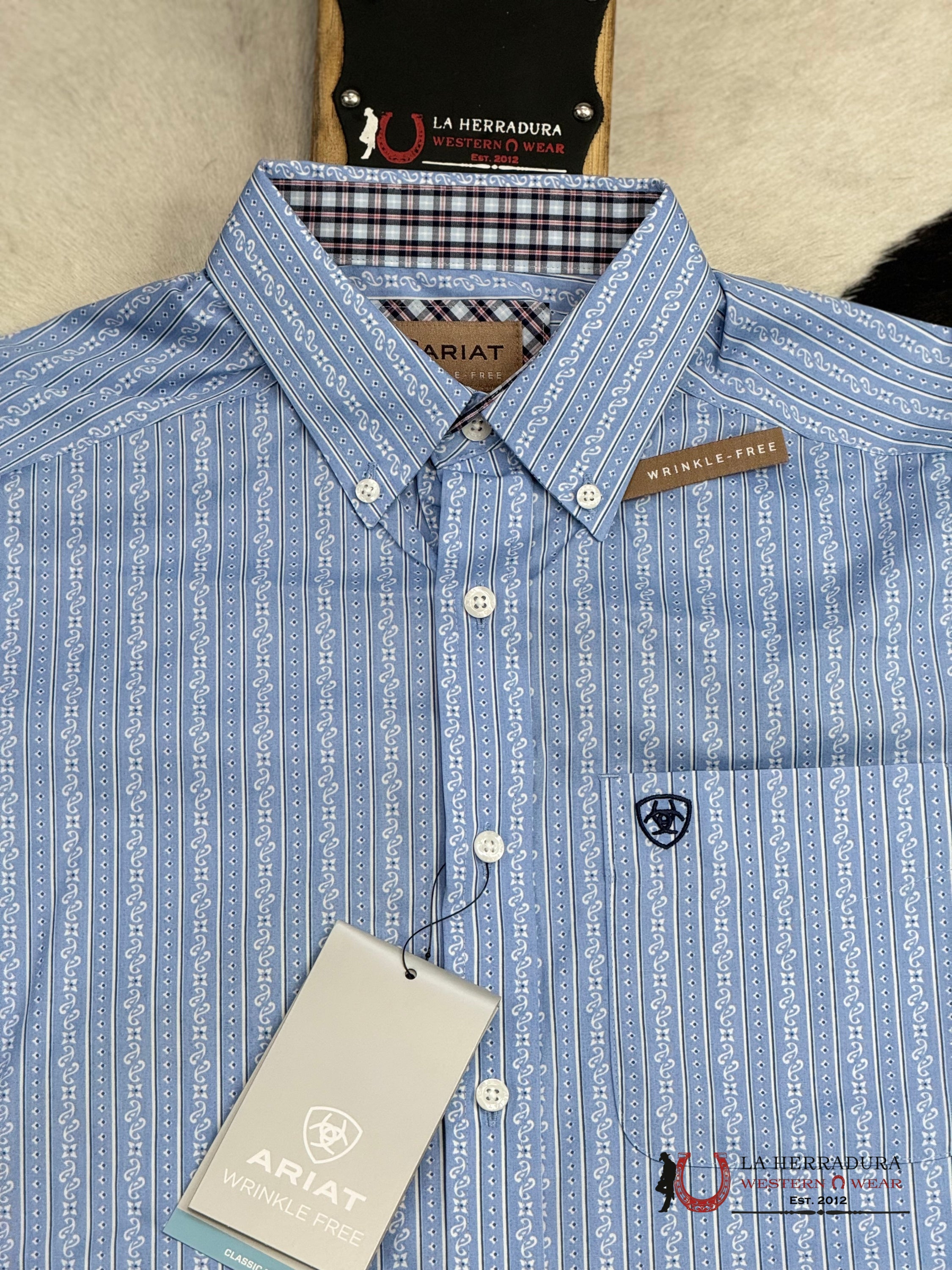 Ariat Welburn Bel Air Blue Short Sleeve Shirt Ropa Hombres