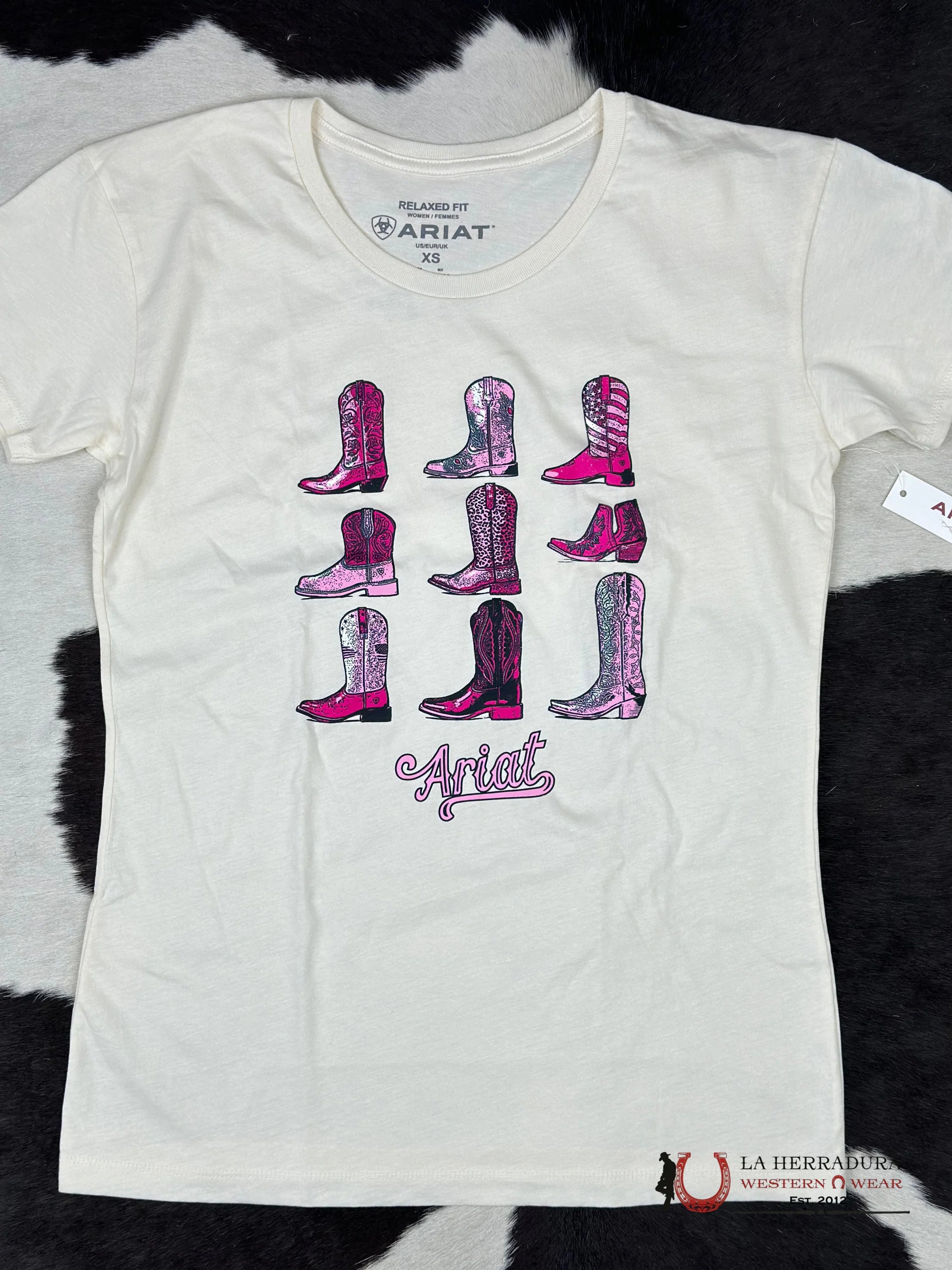 Ariat Women Let’s Go Girls Off White Short Sleeve Tee Ropa Mujeres