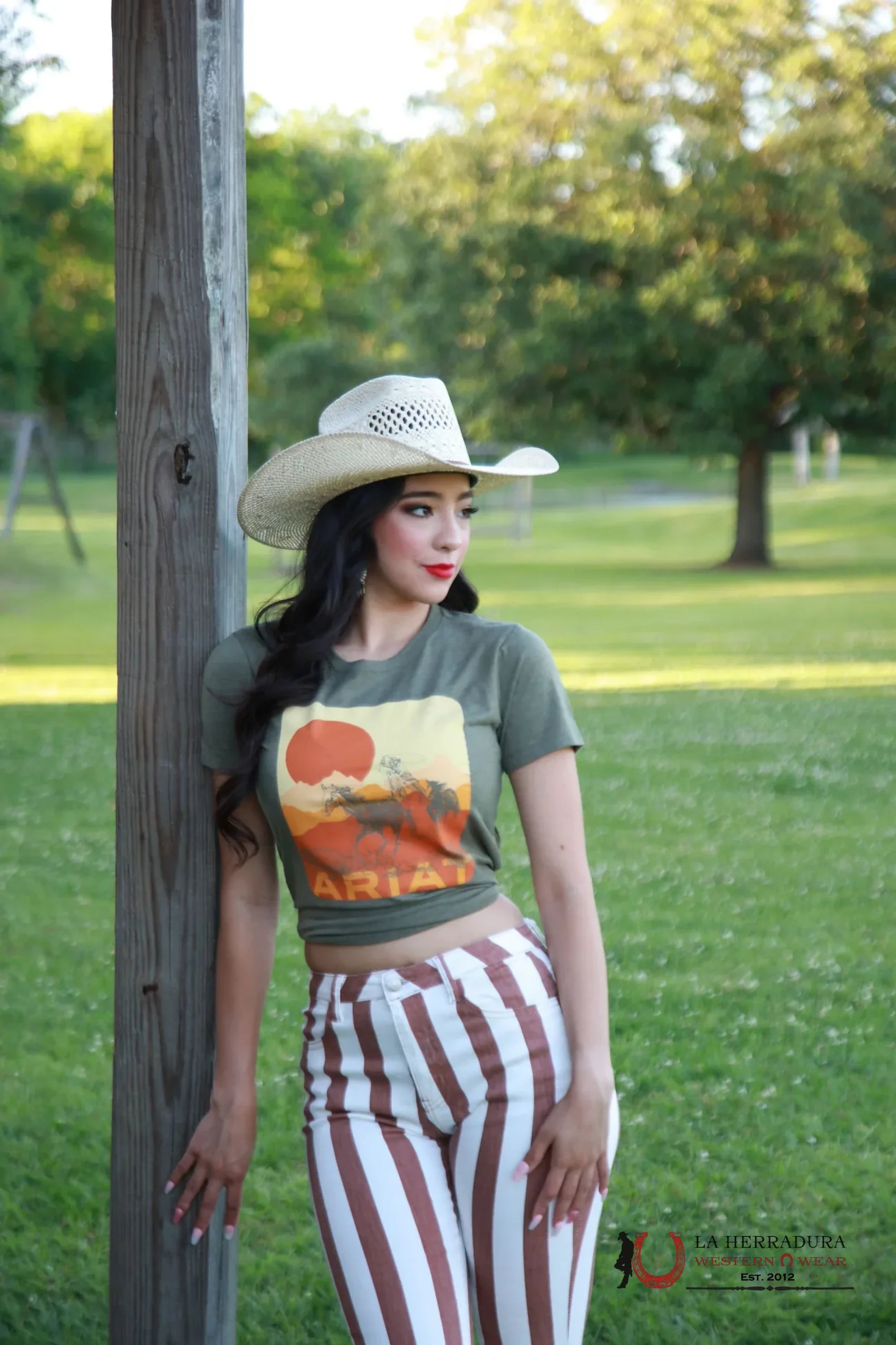 Ariat Women Mustang Fever Short Sleeve Military Heather Ropa Mujeres