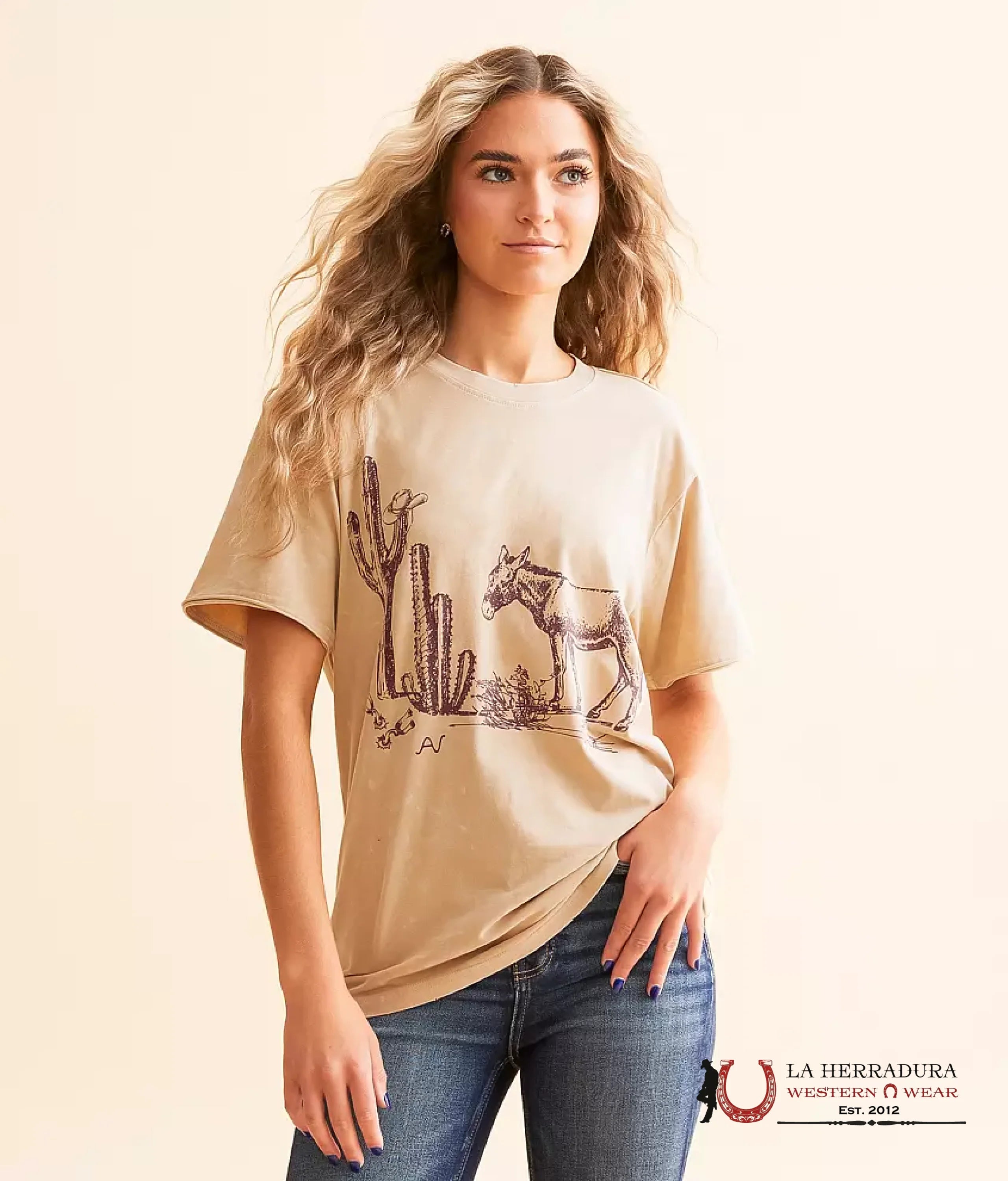 Ariat Women Burro Short Sleeve Irish Cream Mineral Wash Ropa Mujeres