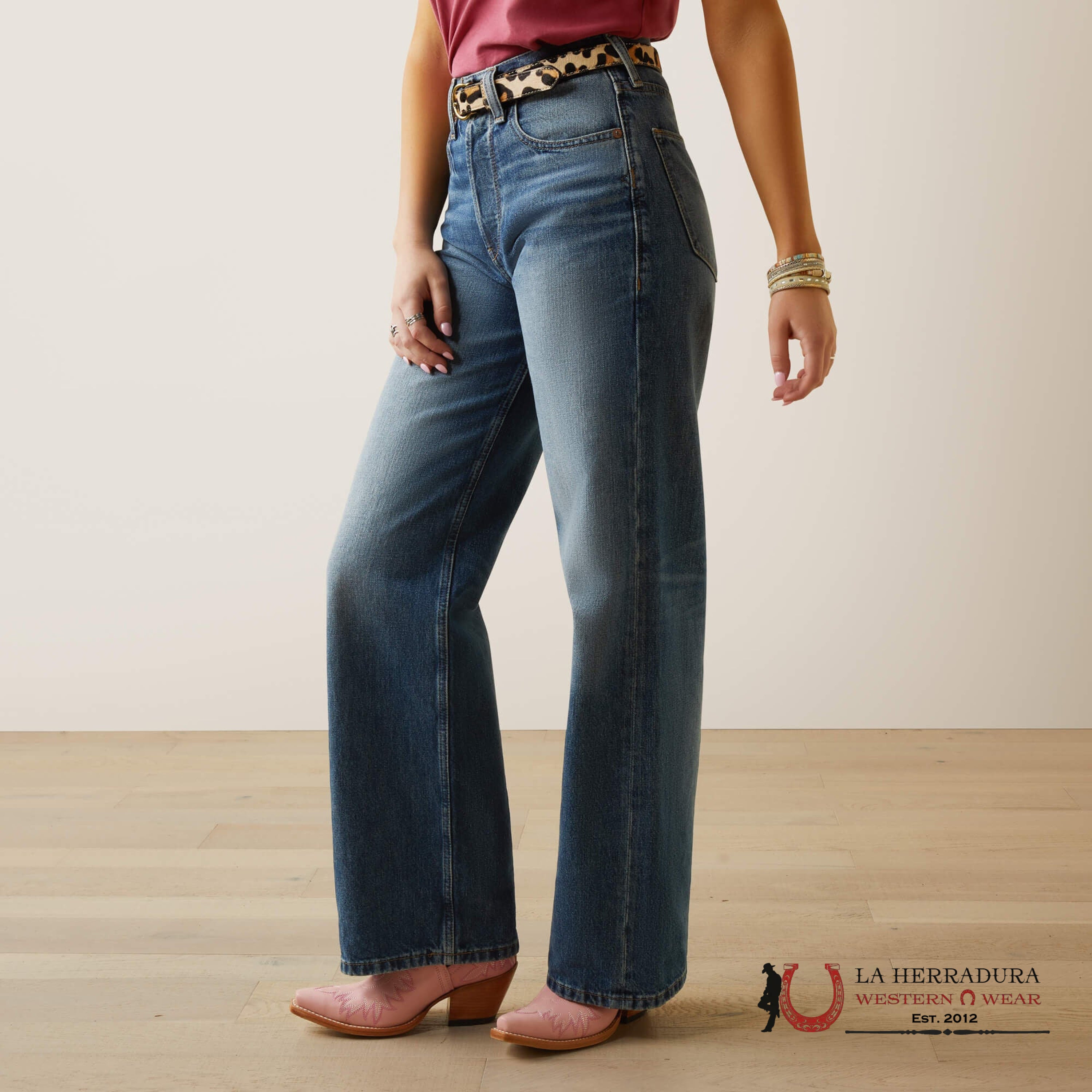 ARIAT WOMEN ULTRA HIGH RISE TOMBOY WIDE LEG JEANS- 10045189 ROPA MUJERES