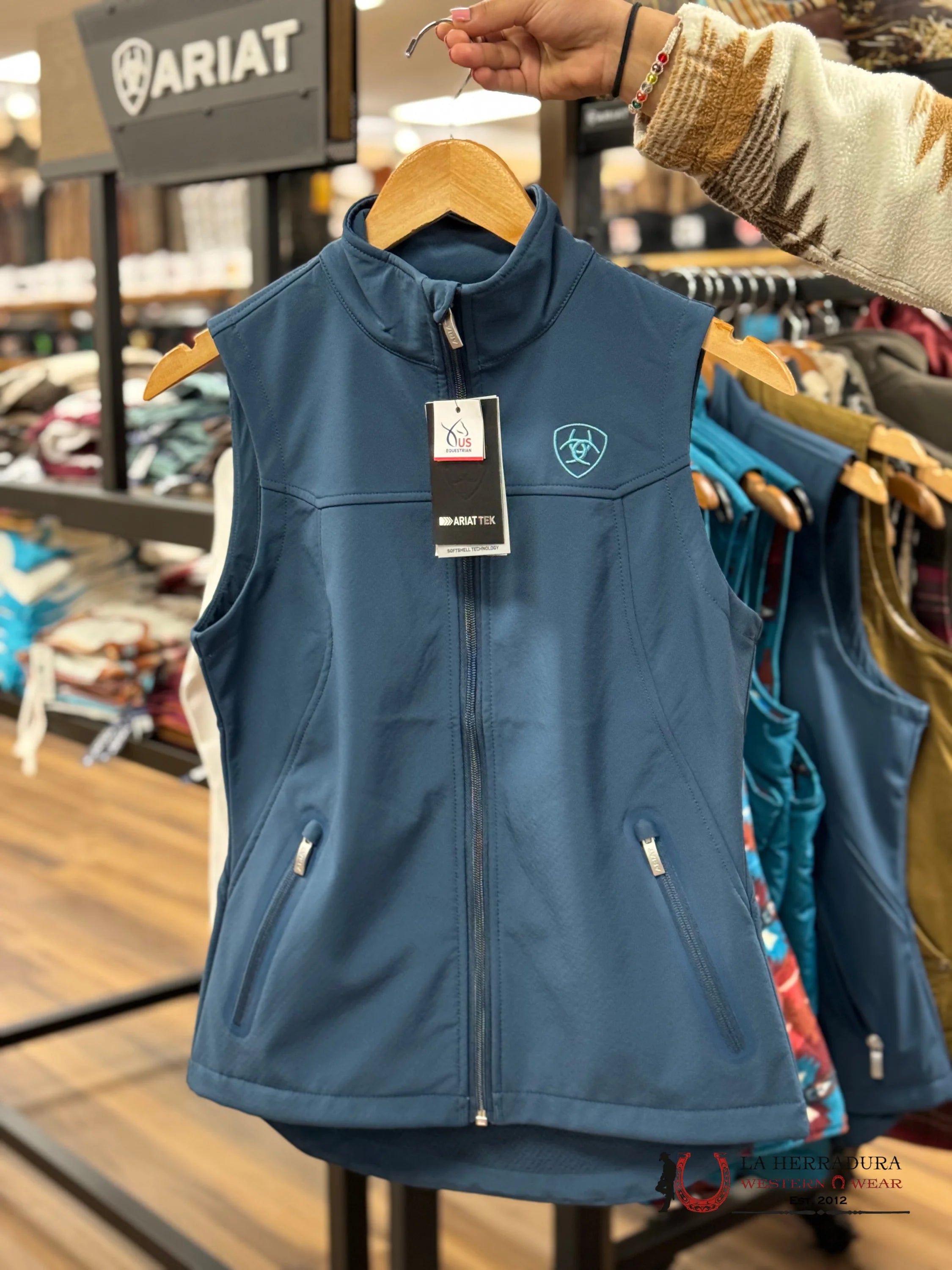 Ariat Vest Team Softshell Deep Petroleum Ropa Mujeres