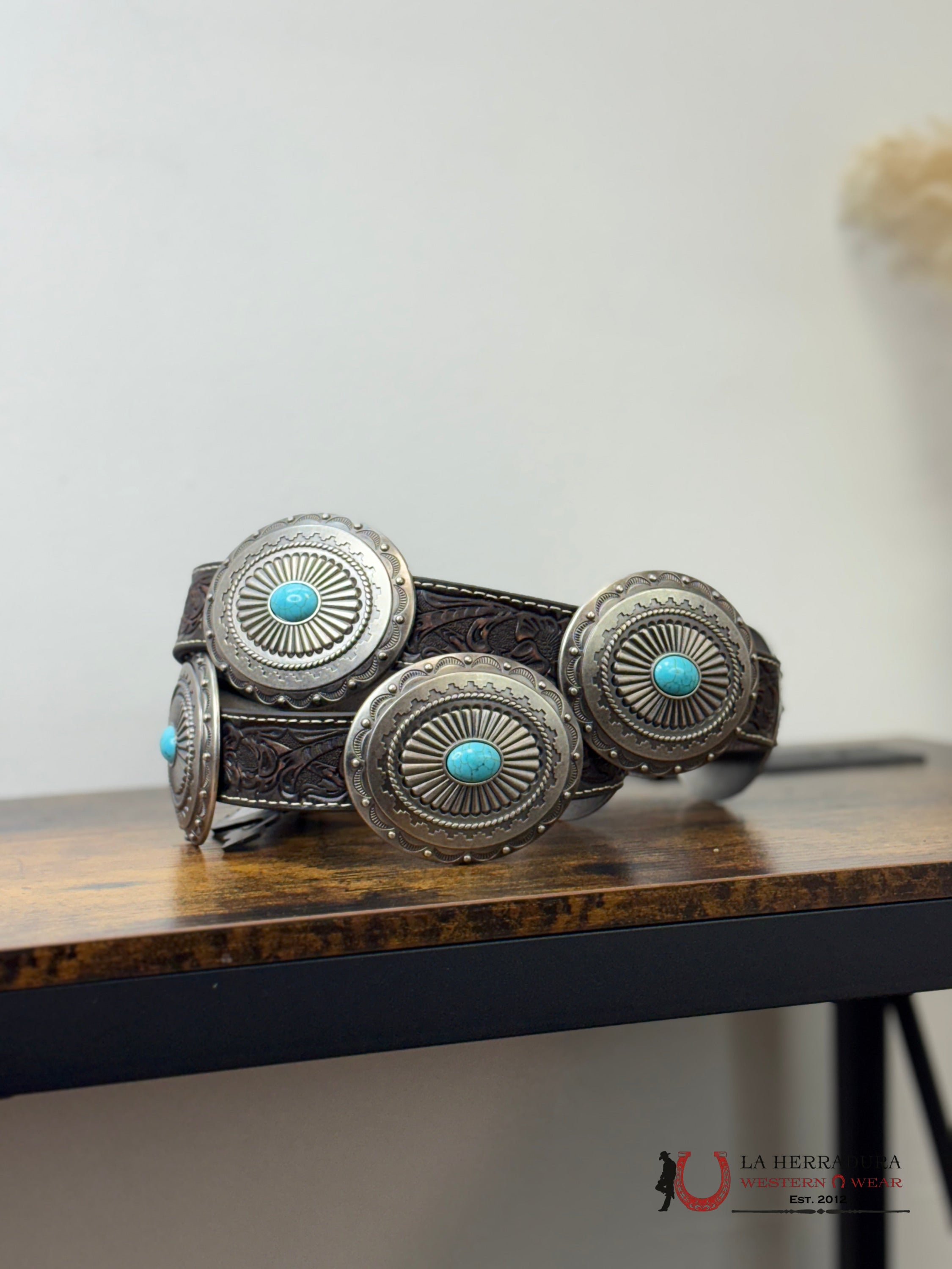 ARIAT WOMENS DARK BROWN BELT WITH SILVER BUCKLES- A1531002 CINTURONES MUJERES