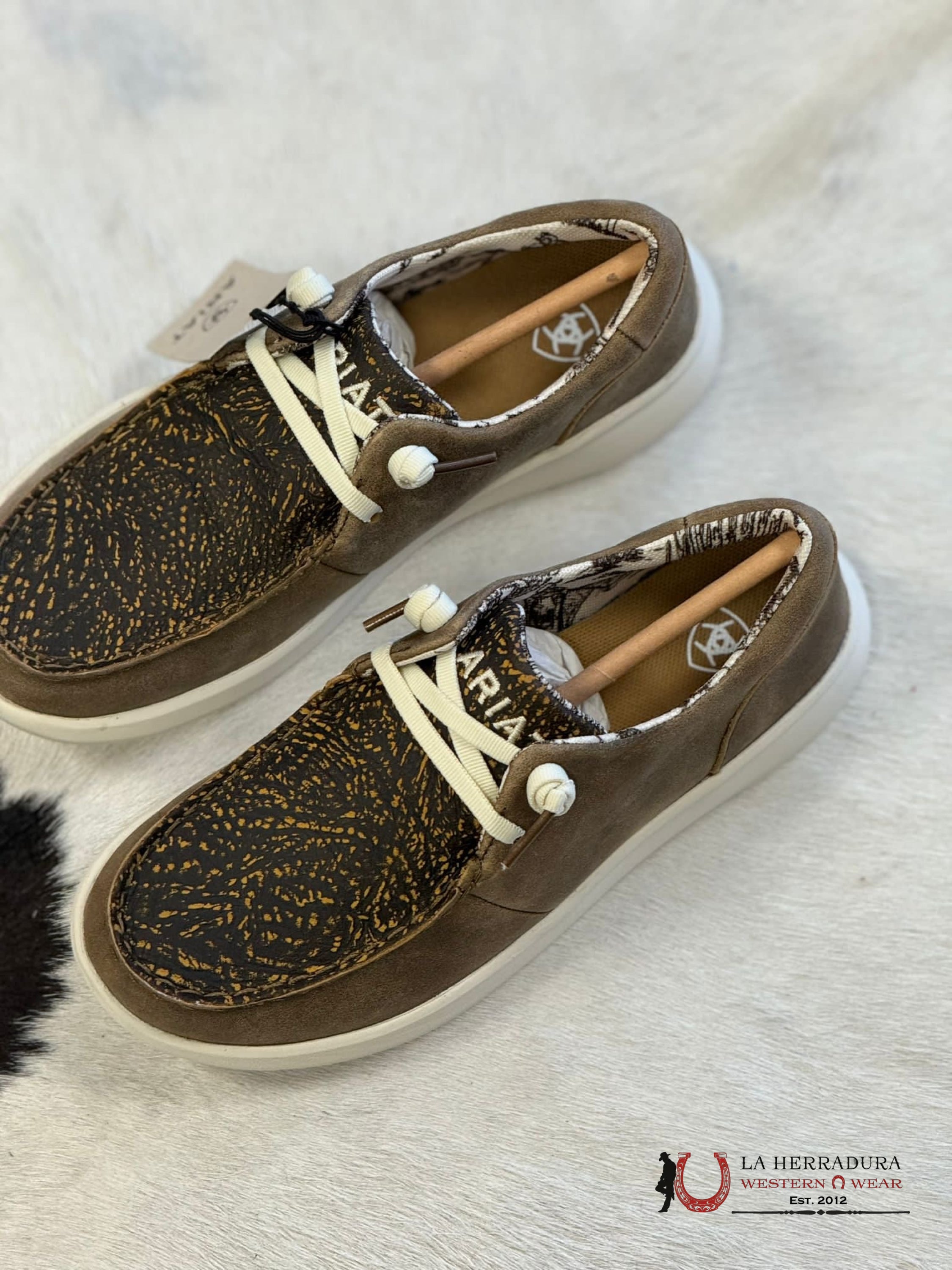 Ariat Womens Hilo Brown Bomber Distressed Hide Emboss Zapatos Mujeres