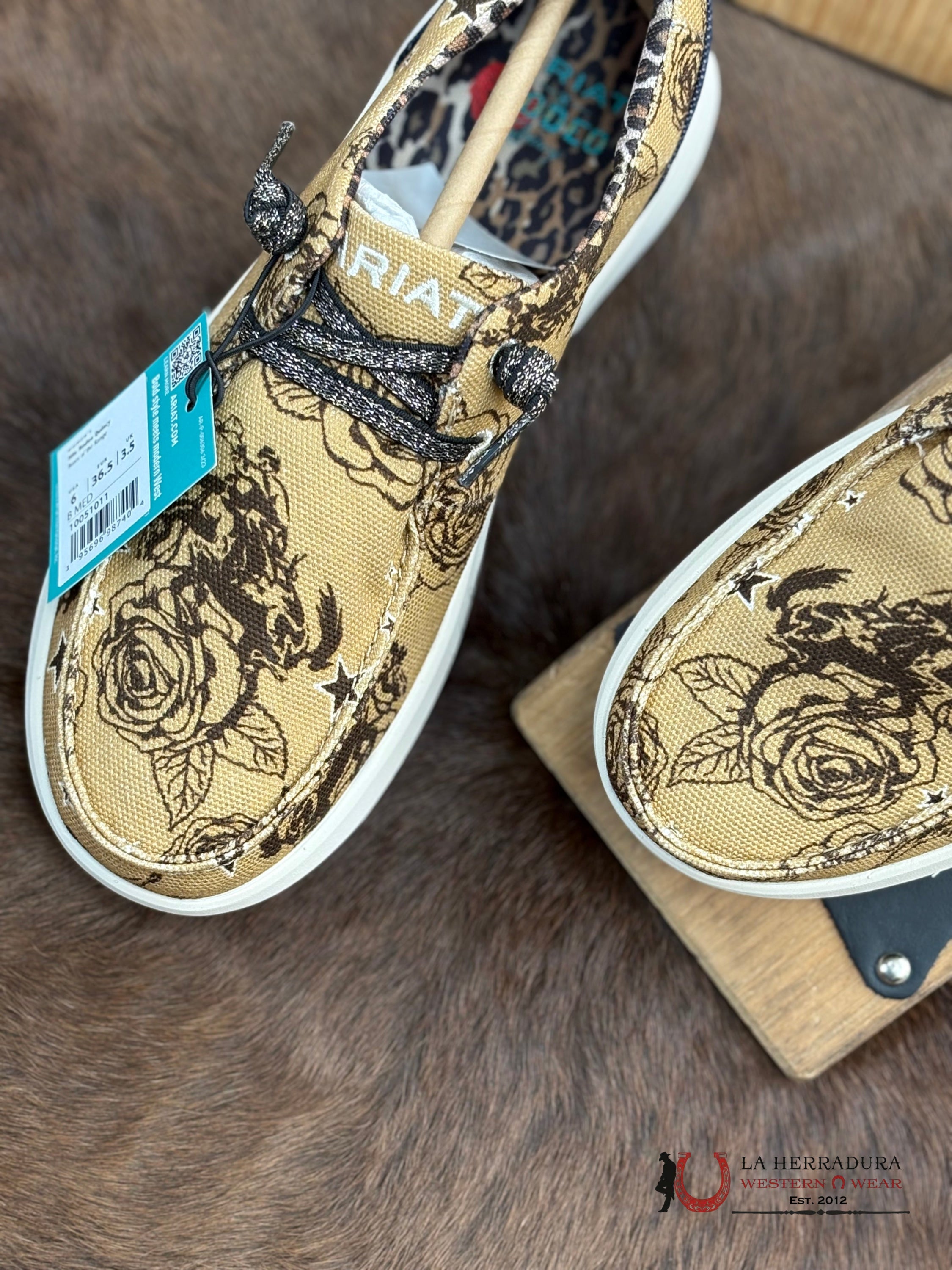 ARIAT WOMENS HILO RODEO QUINCY ROSES OF THE RANGE- 1011 ZAPATOS MUJERES