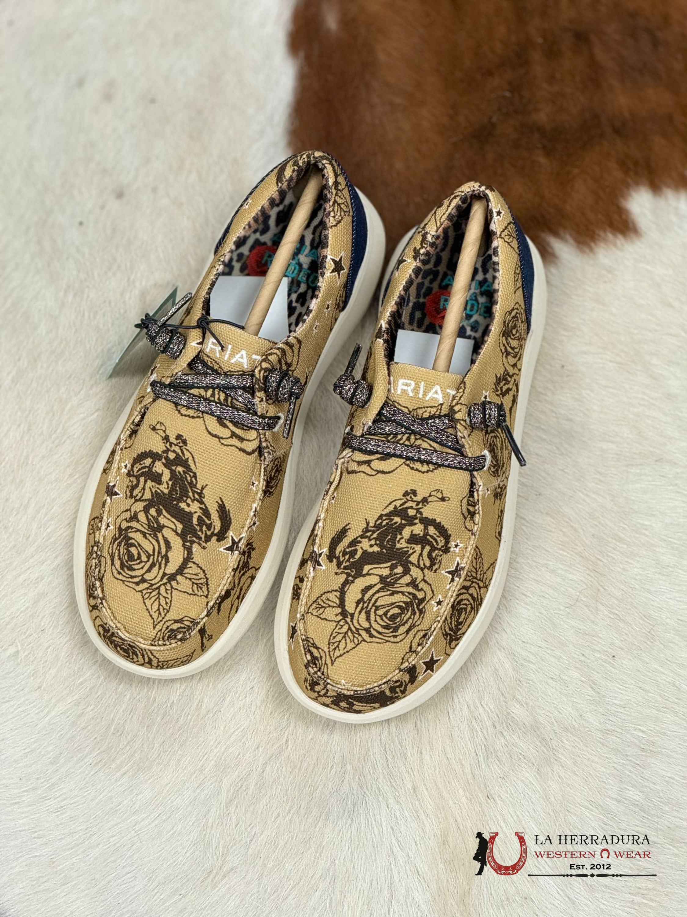 Ariat Womens Hilo Rodeo Quincy Roses Of The Range Zapatos Mujeres