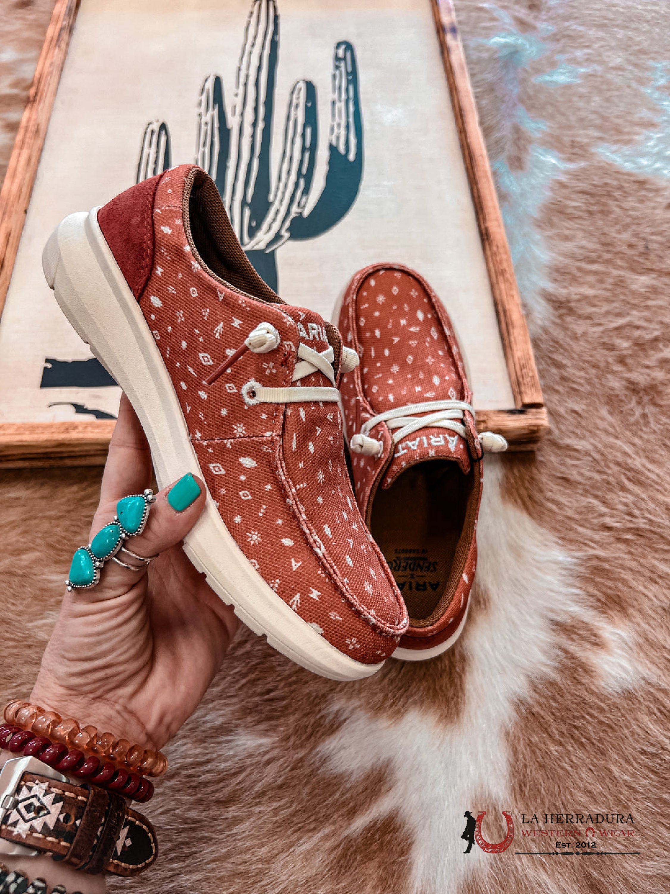 ARIAT WOMENS Hilo Sendero Shoes (Clay Dibujo Print) ZAPATOS MUJERES