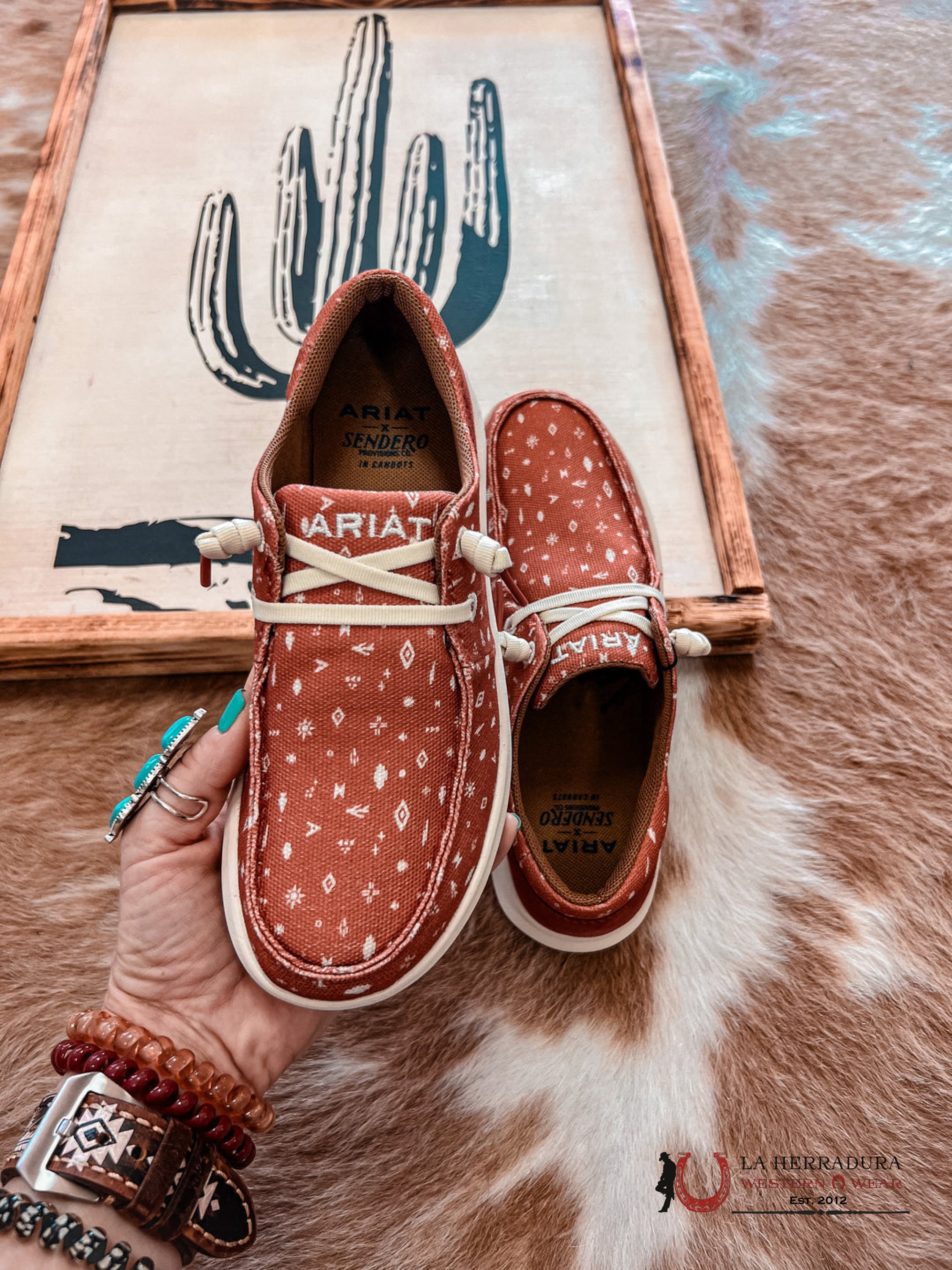 ARIAT WOMENS Hilo Sendero Shoes (Clay Dibujo Print) ZAPATOS MUJERES