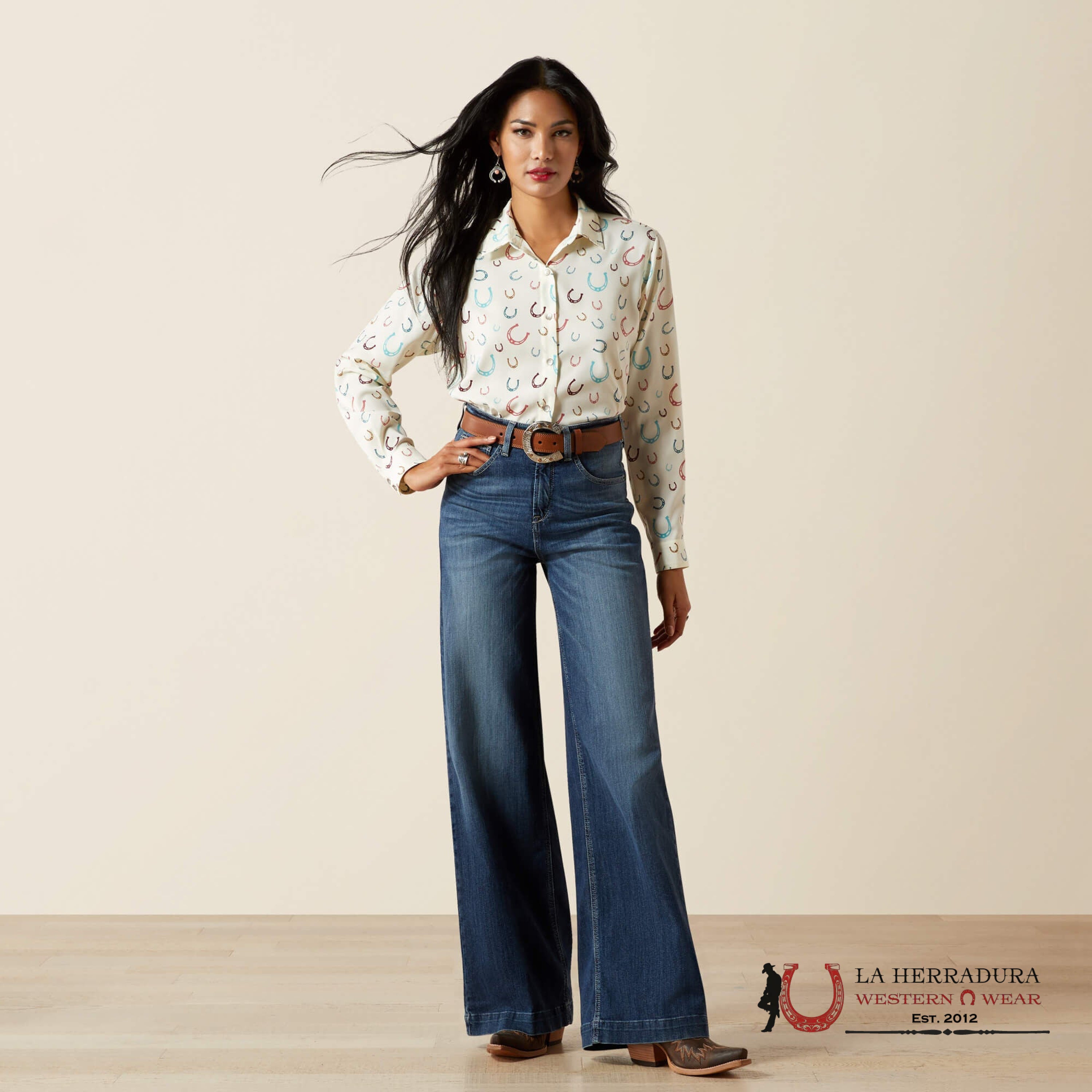 ARIAT WOMENS HOMESTYLE LS SHRT 10062903 ROPA MUJERES