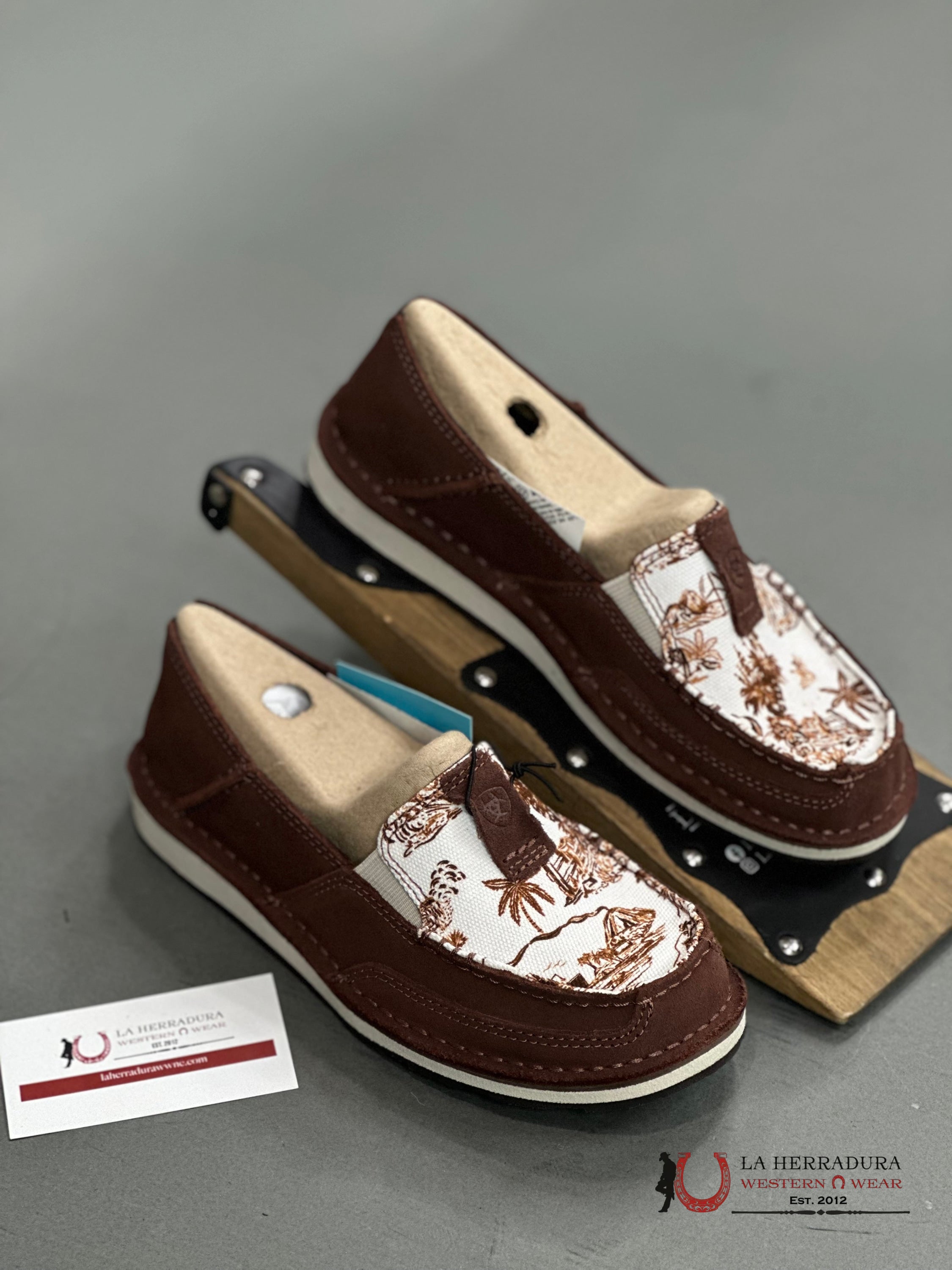 Ariat Womens Slip On Cruiser Western Aloha Zapatos Mujeres