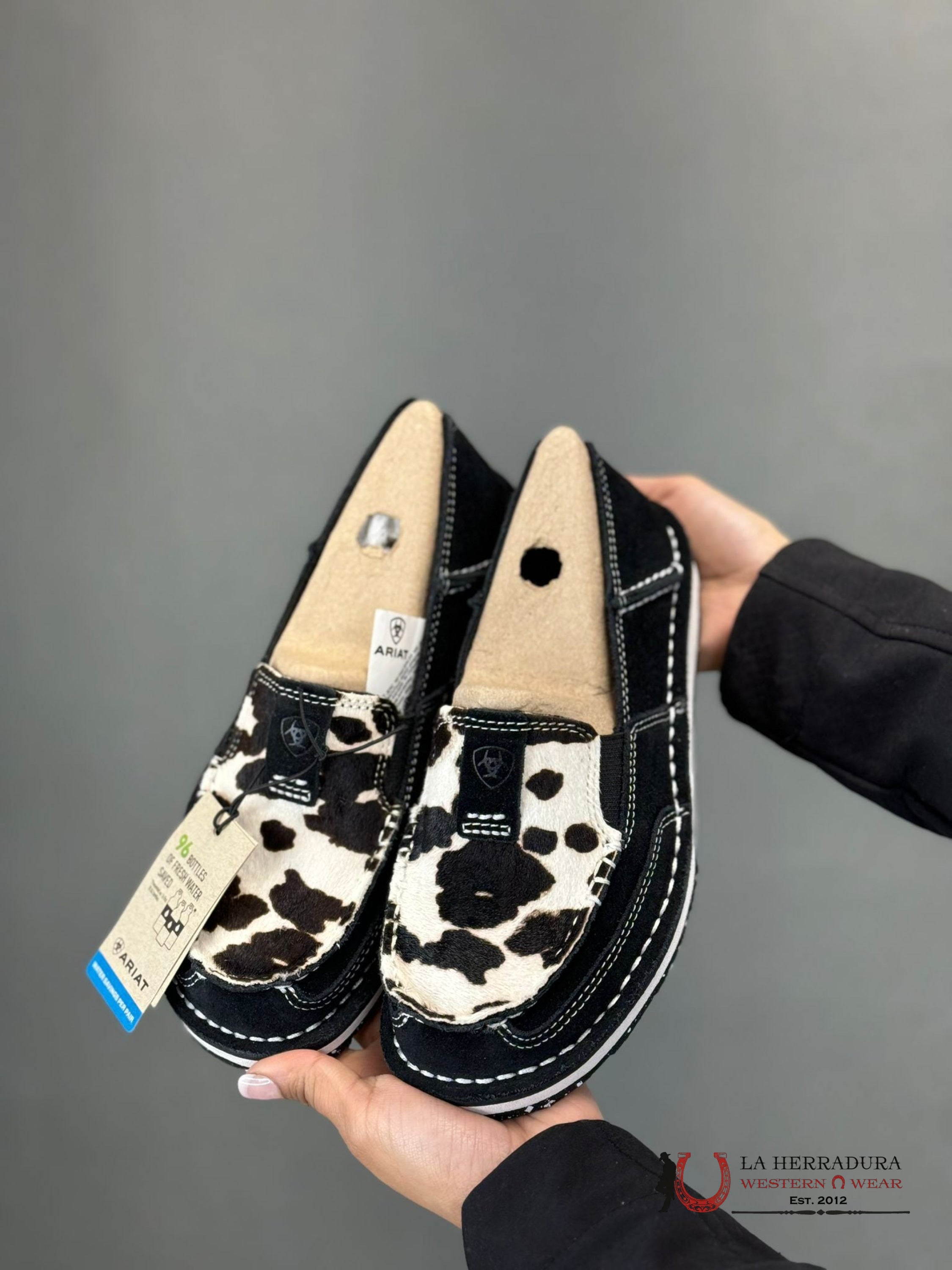 Ariat Womens Slip On Crusier Black Suede And White Hair Zapatos Mujeres