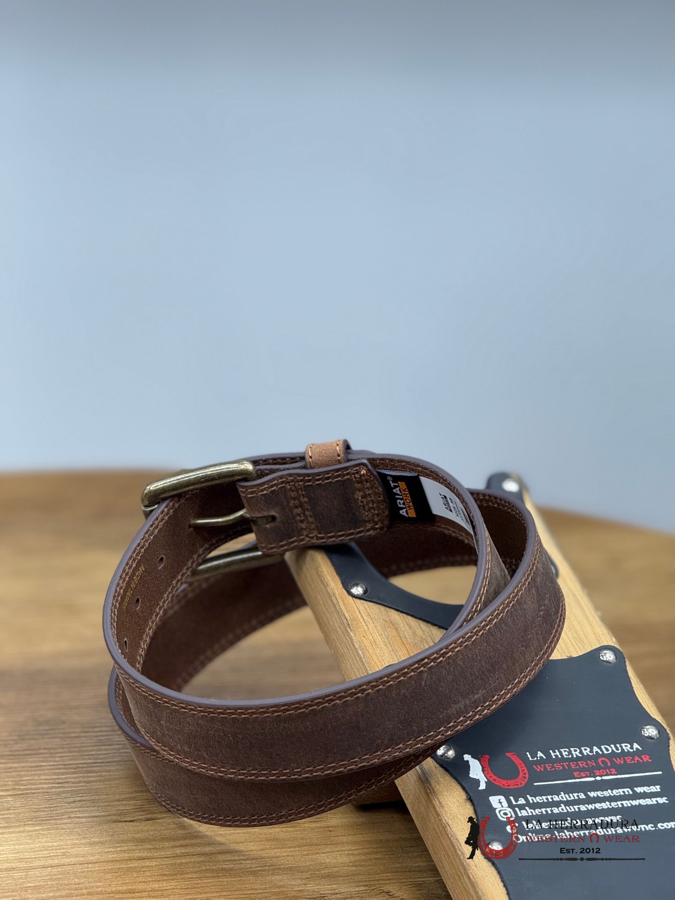 ARIAT WORK BELT BROWN METALIC COLOR BUCKLE - 0444 CINTURONES HOMBRES