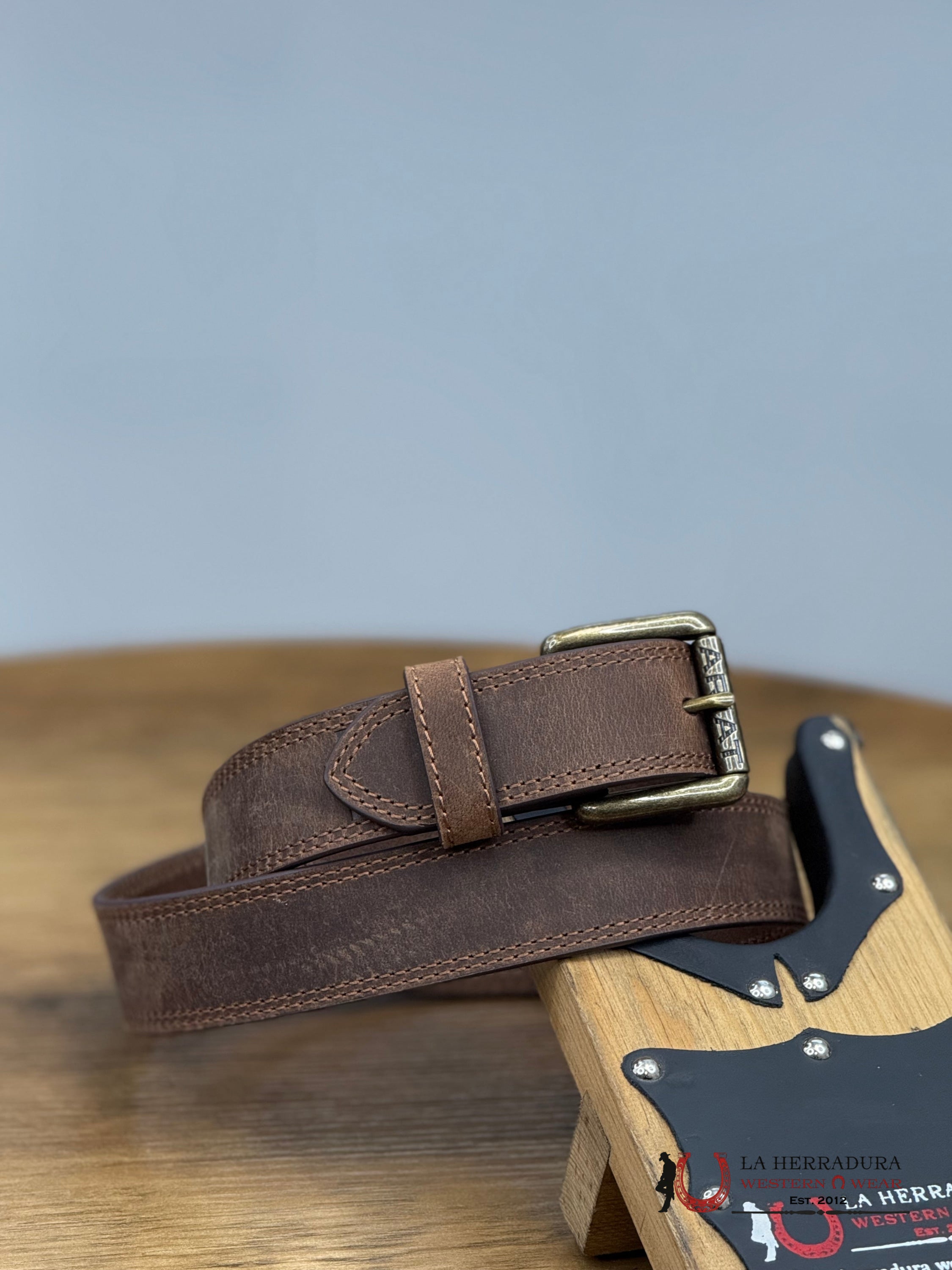 ARIAT WORK BELT BROWN METALIC COLOR BUCKLE - 0444 CINTURONES HOMBRES