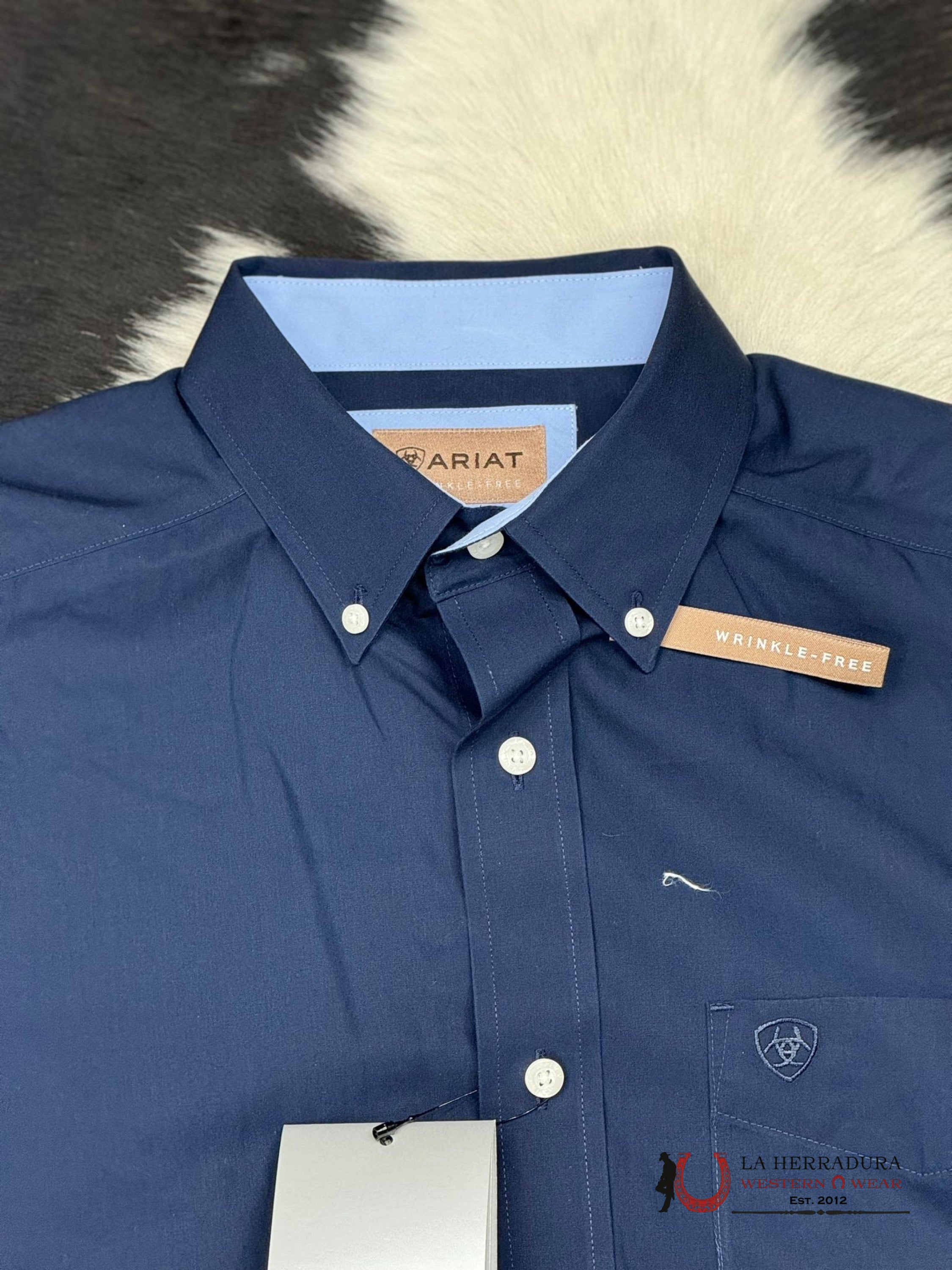 Ariat Wrinkle Free Solid Navy Blue Classic Long Sleeve Shirt Ropa Hombres