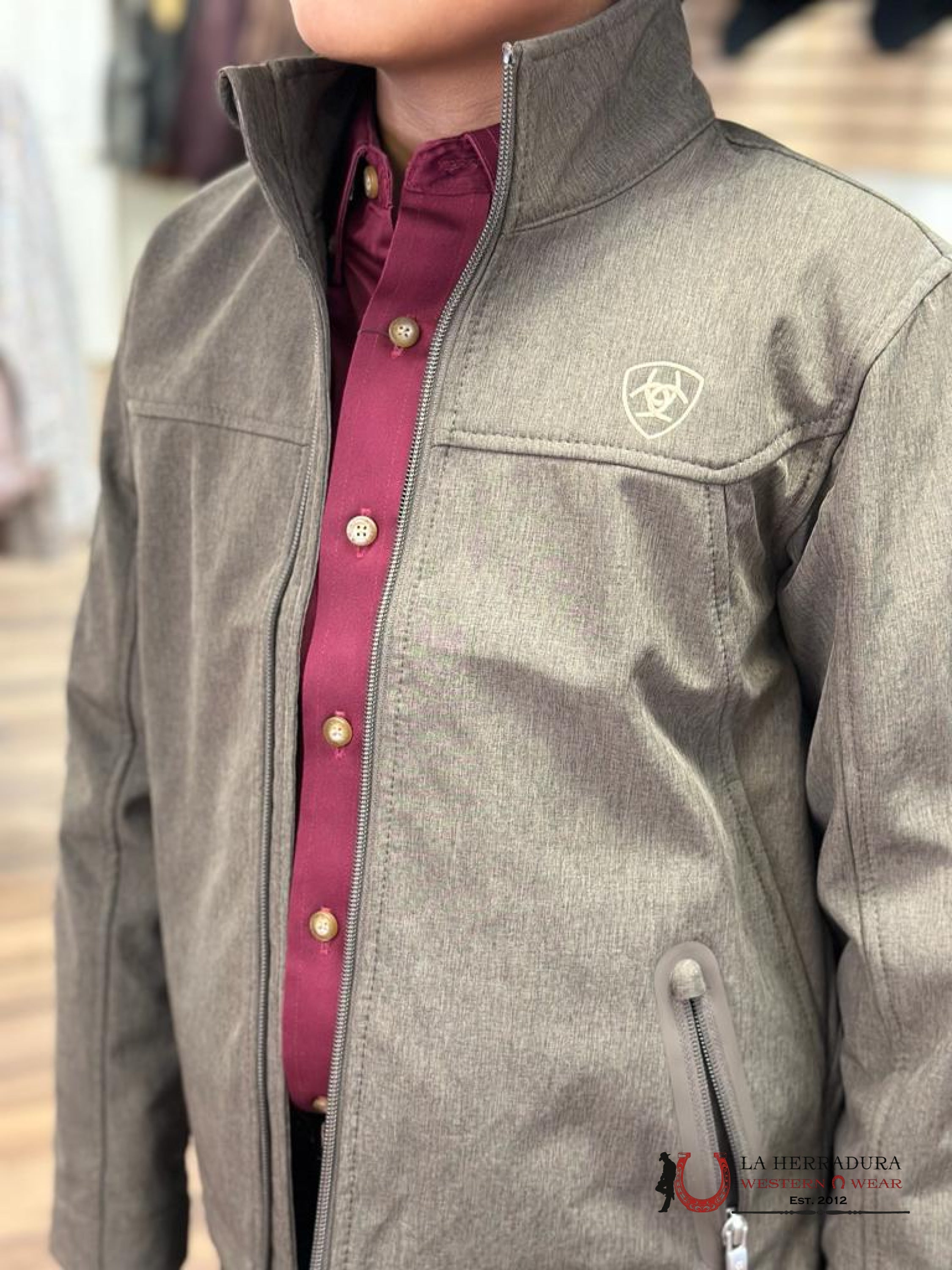 Ariat Youth Soft Shell Jacket Team Logo Bayan Bark Niños