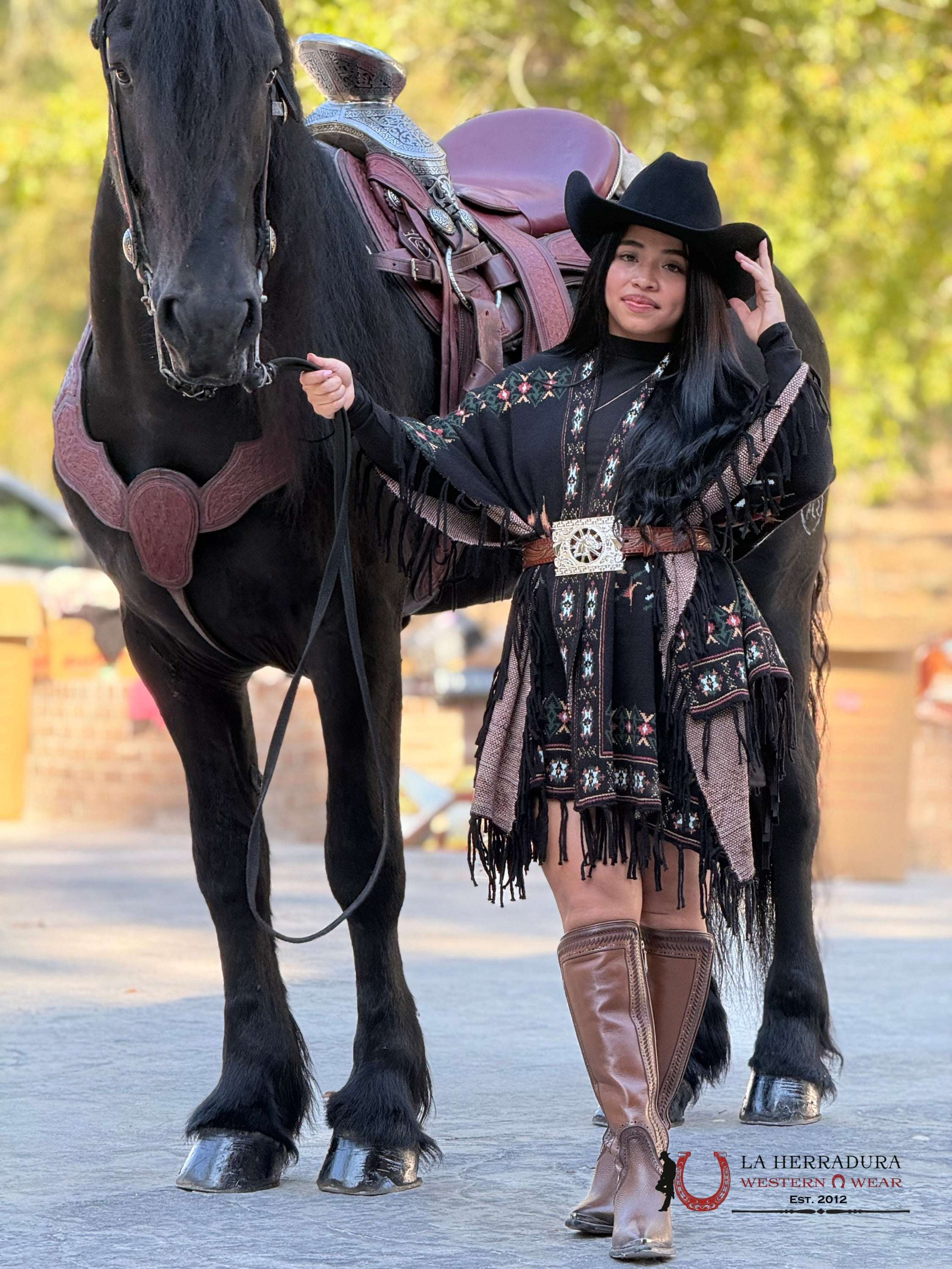 Black Aztec Poncho Ropa Mujeres