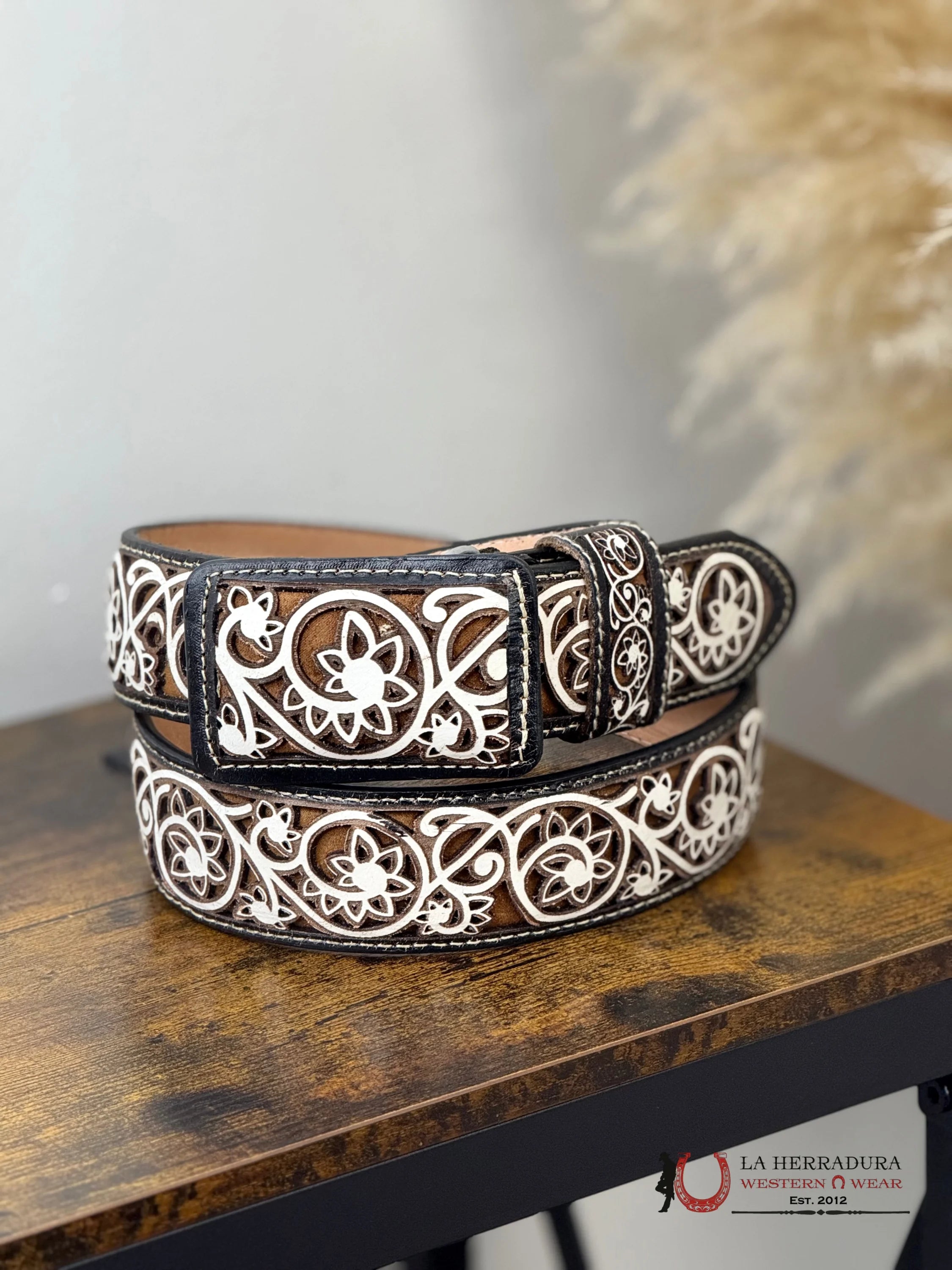 BLACK & BROWN BACKING FLORAL WHITE STITCHING MEN BELT CINTURONES HOMBRES