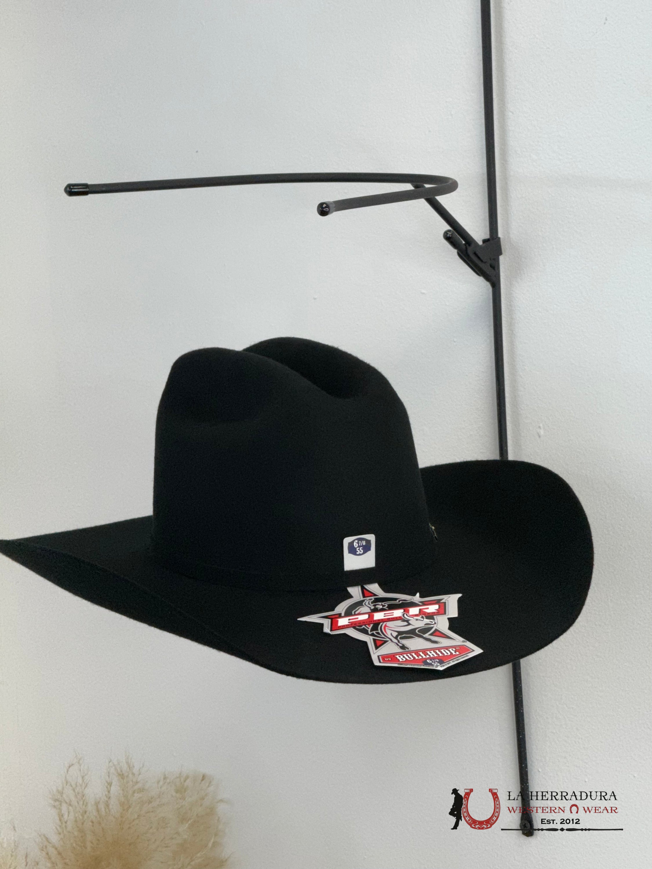 BLACK BULLHIDE 8X PBR OUTLAW TEJANA