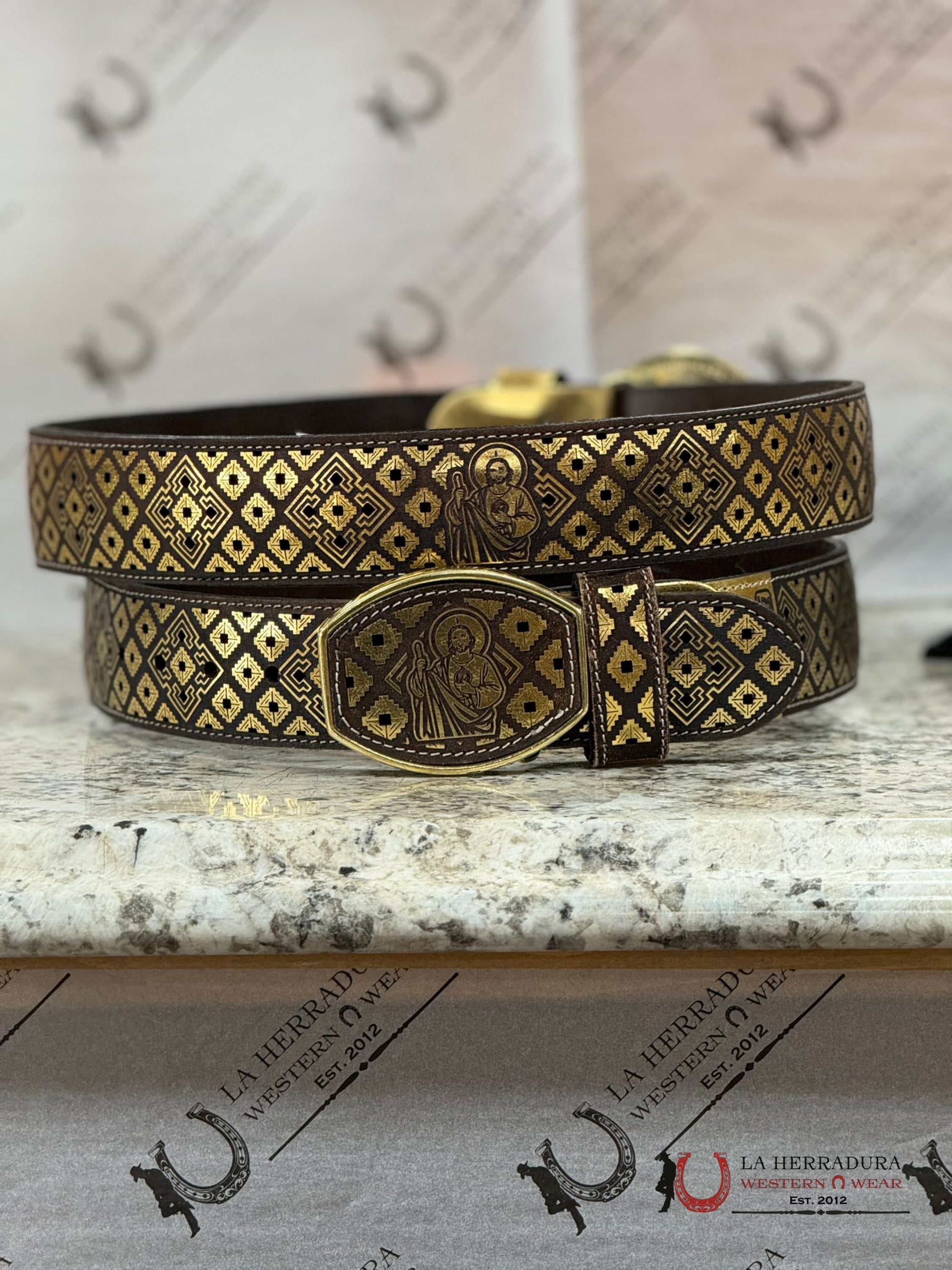 Black & Gold San Judas 2In Belt Cinturones Hombres