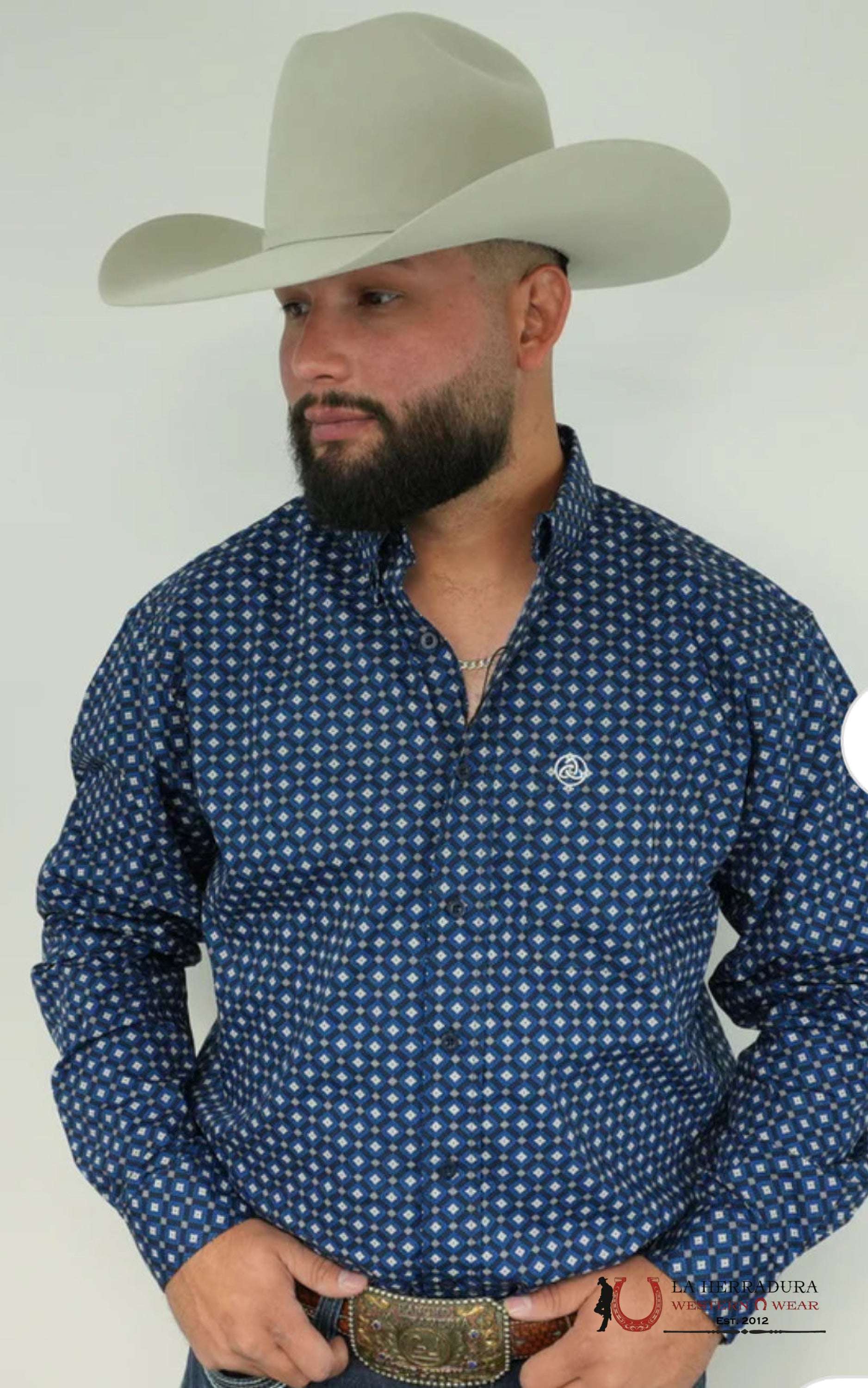 Blue Geometric Print On Black Classic Ropa Hombres