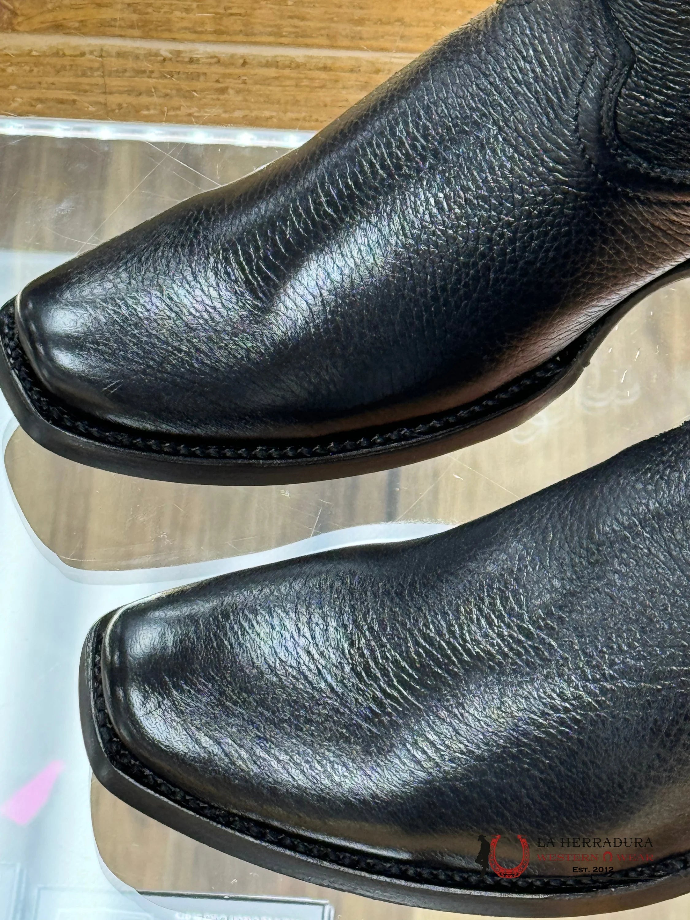 Boots Cuadra Deer Laser / Venado Italiano Punta Semi Cuadrada Black Botas Hombres