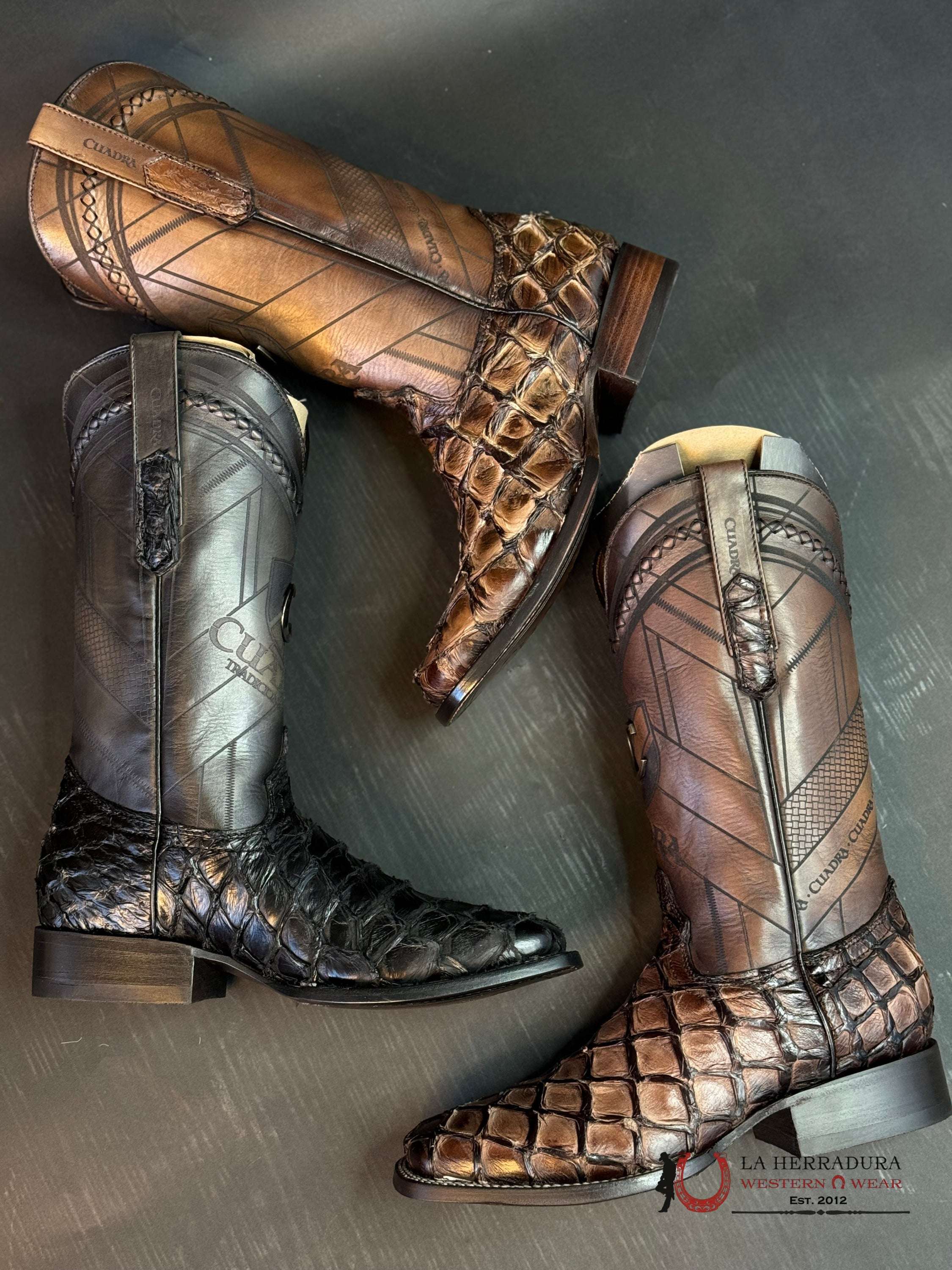 Boots Cuadra Fish/Pescado Pirarucu Negro Vidreado Botas Hombres