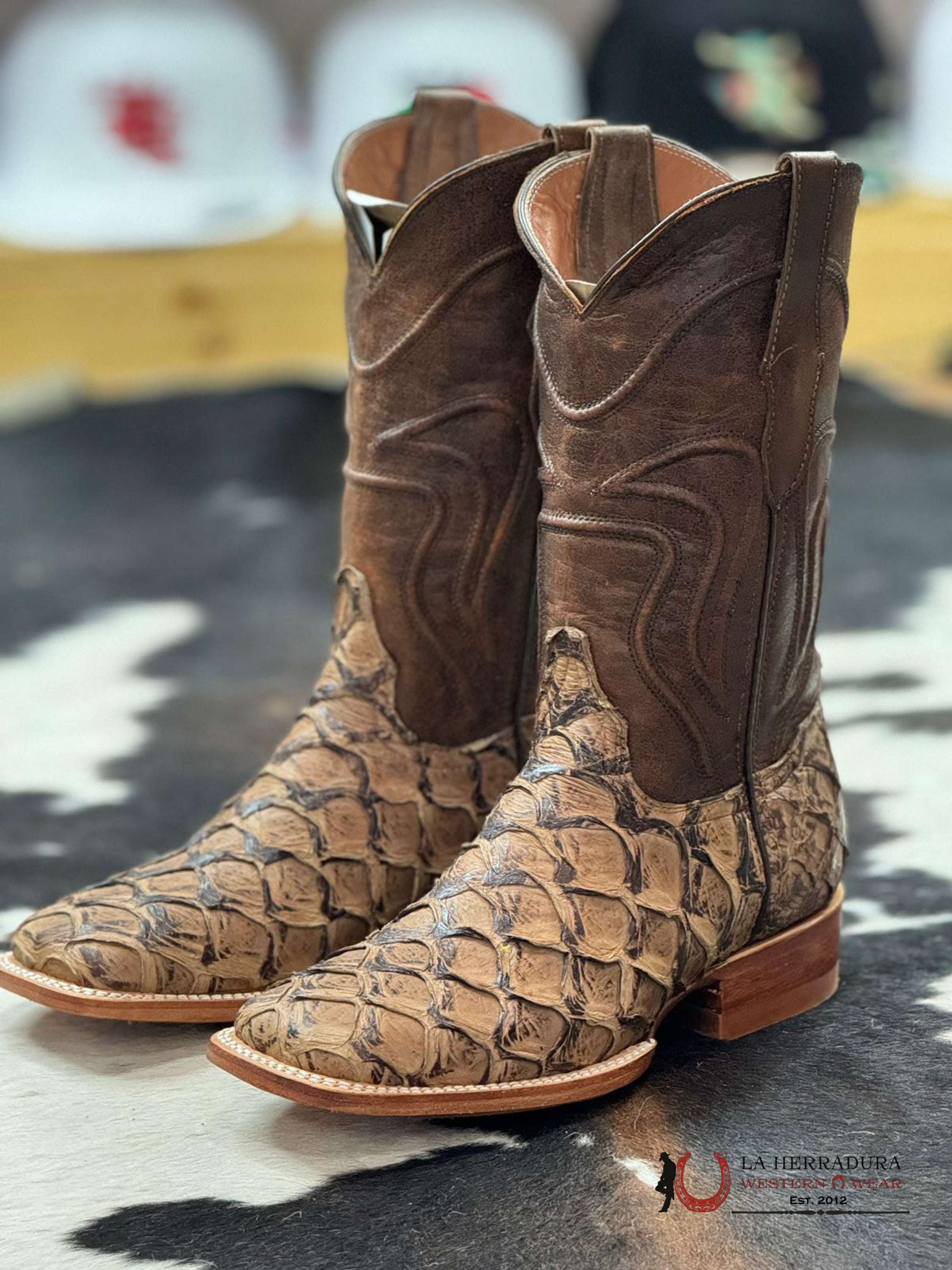 Botas Diligencia Arapaima Pirarucu Camel Matte Hombres