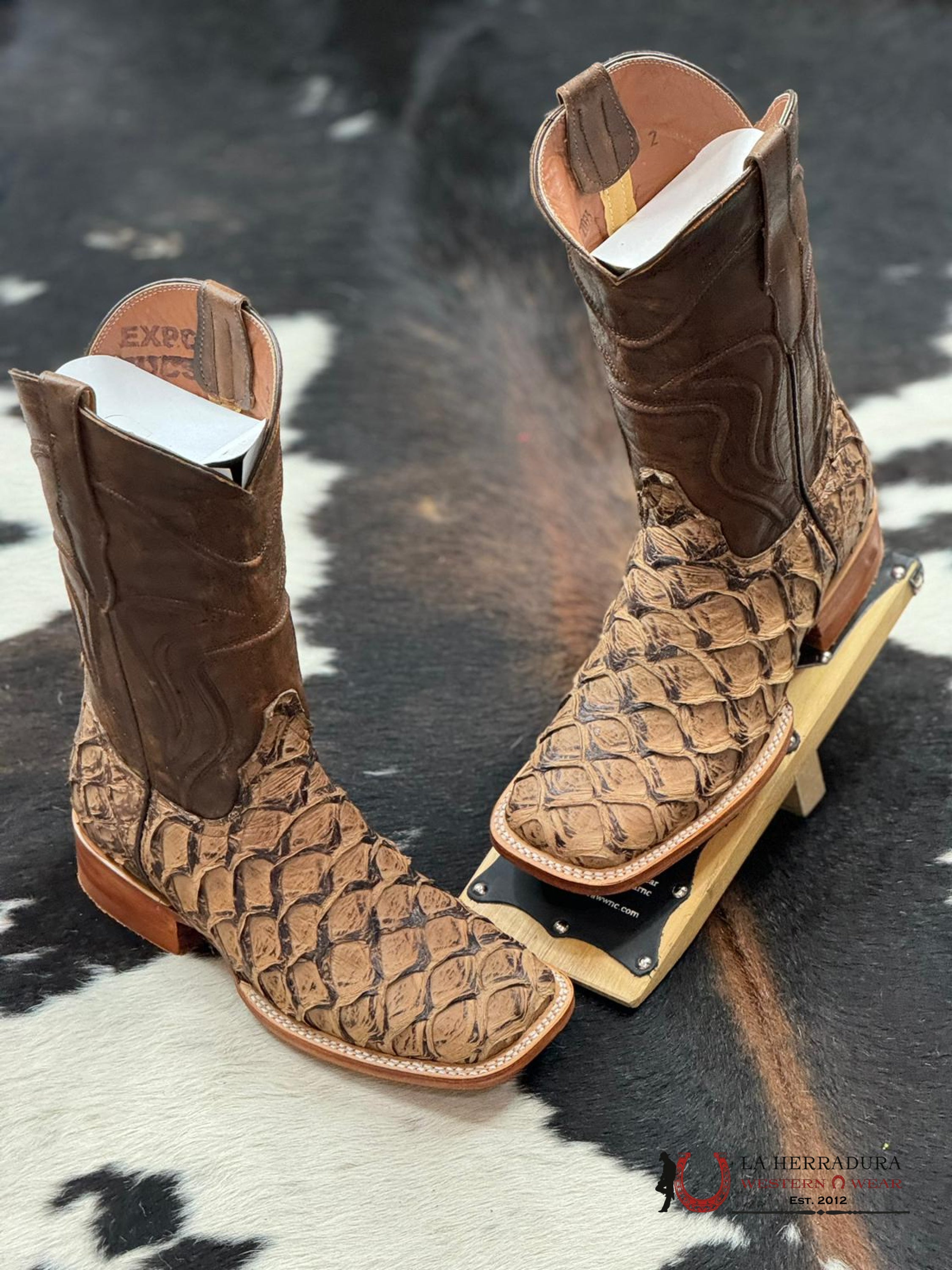 Botas Diligencia Arapaima Pirarucu Camel Matte Hombres