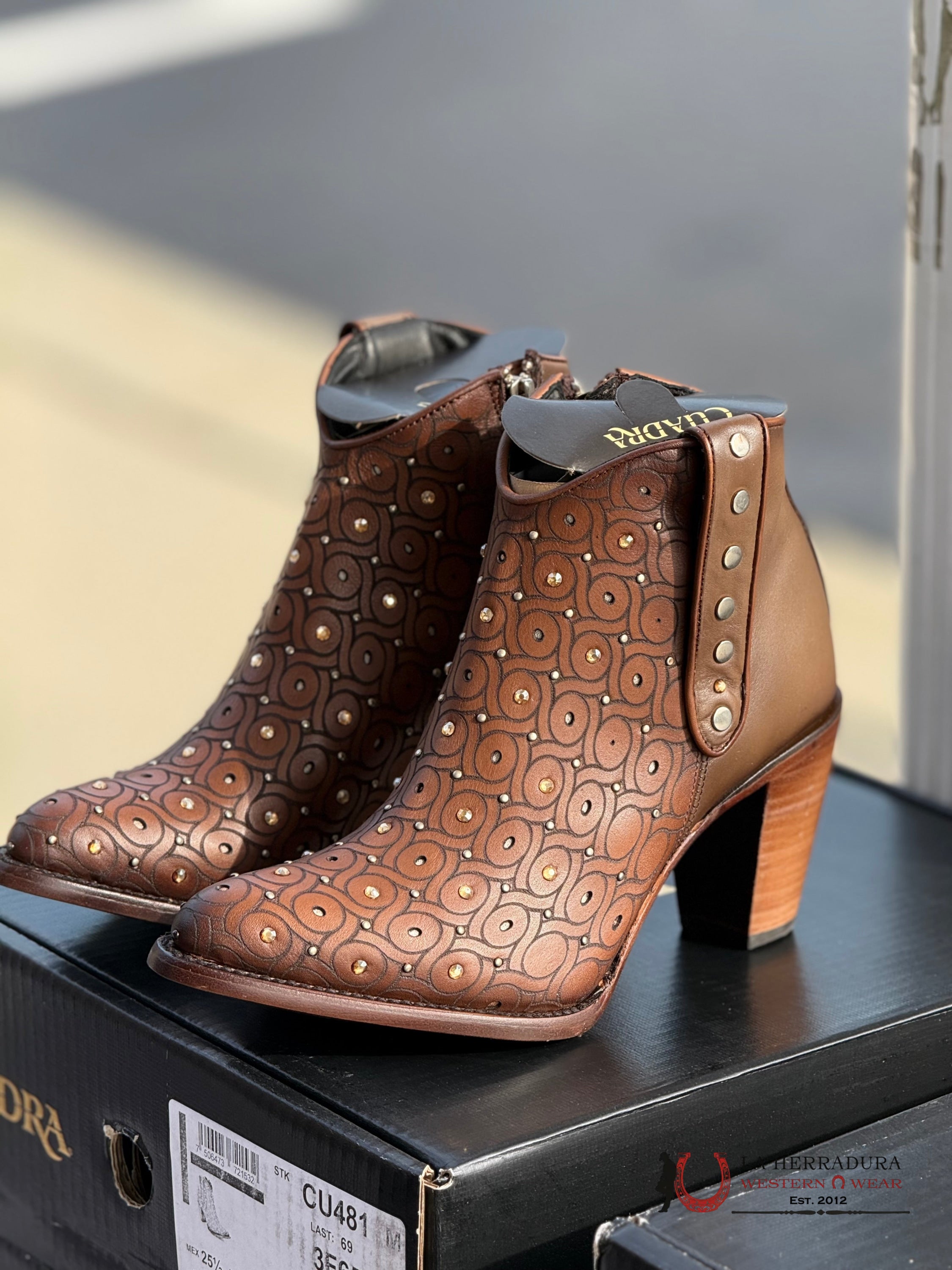 Botin Cuadra Crust Maple Miel Laser Cristals Stufs Round Toe Botas Mujeres