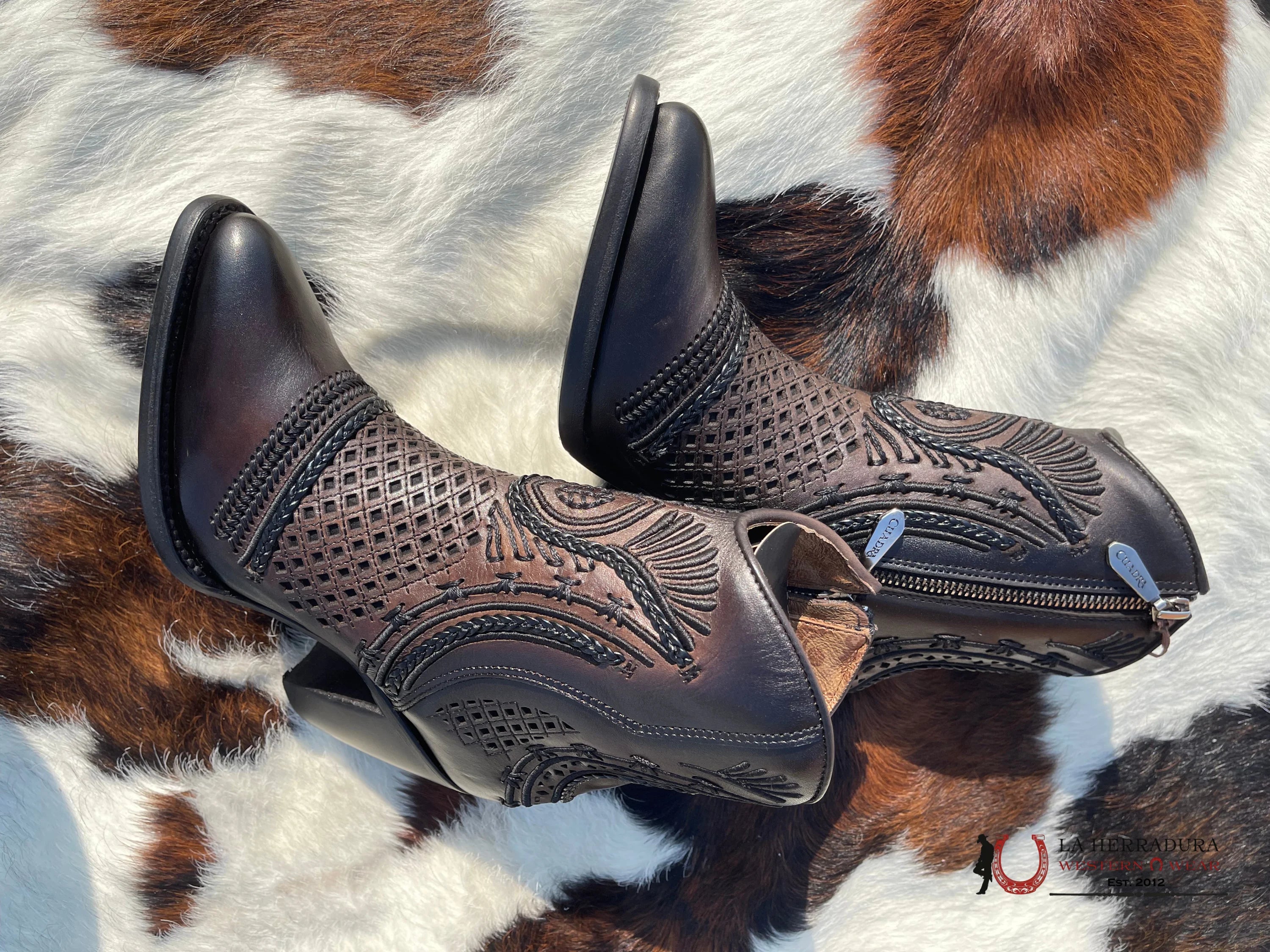 Botin Cuadra Crust Maple Sombreado Black/Brown 3F91Rs Botas Mujeres