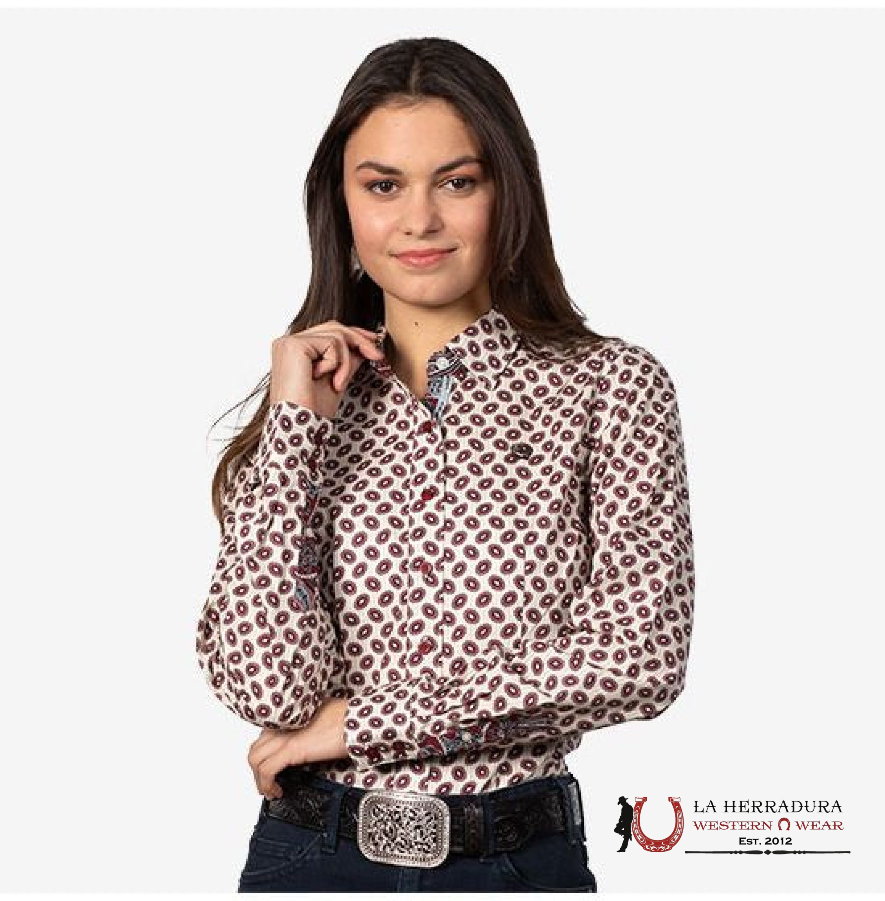 Camisa Para Mujeres Cinch Creme Barrel Bustin’ Babe Top Ropa