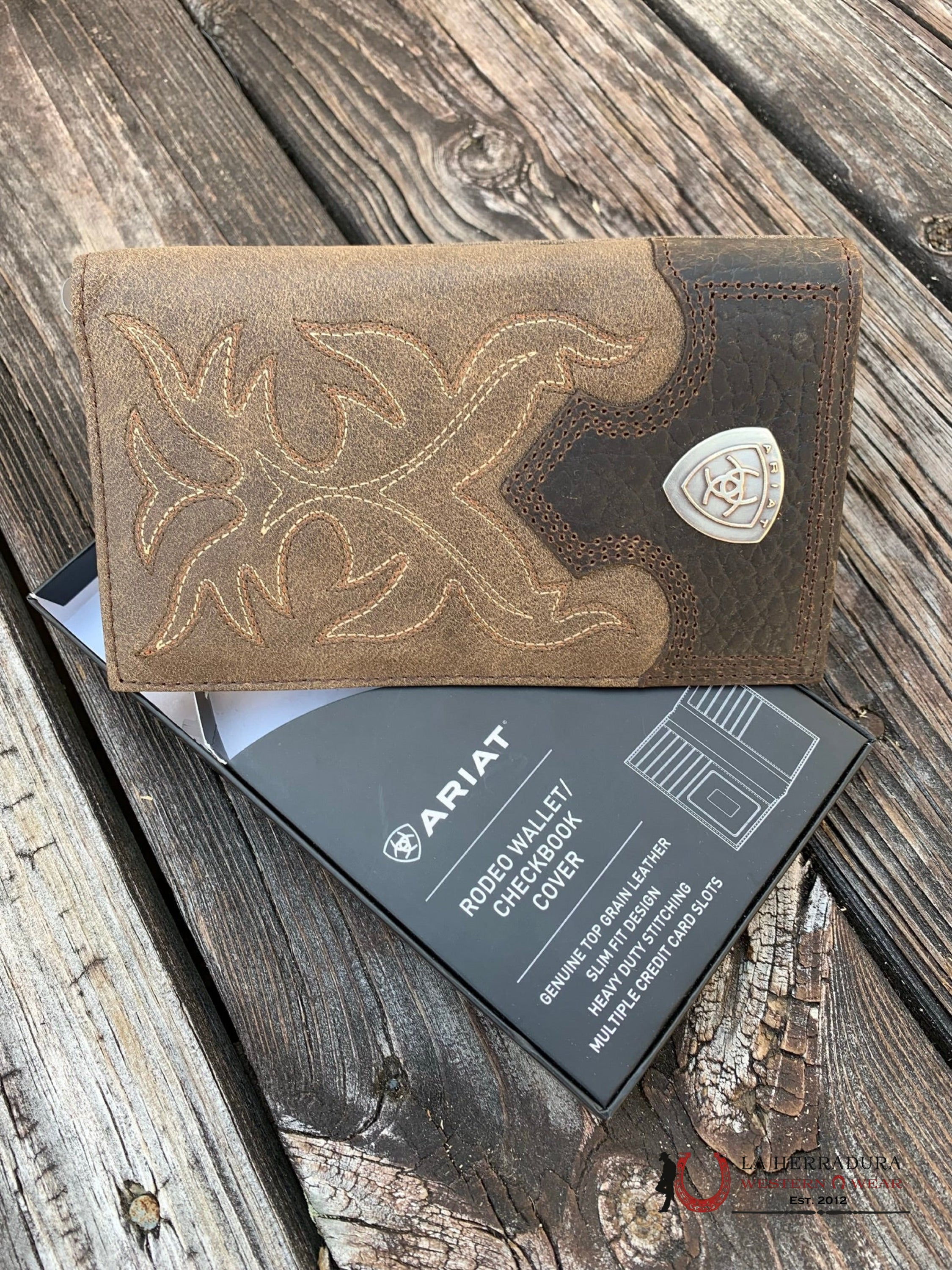 Cartera Ariat Rodeo Check Book Cover Accesorios