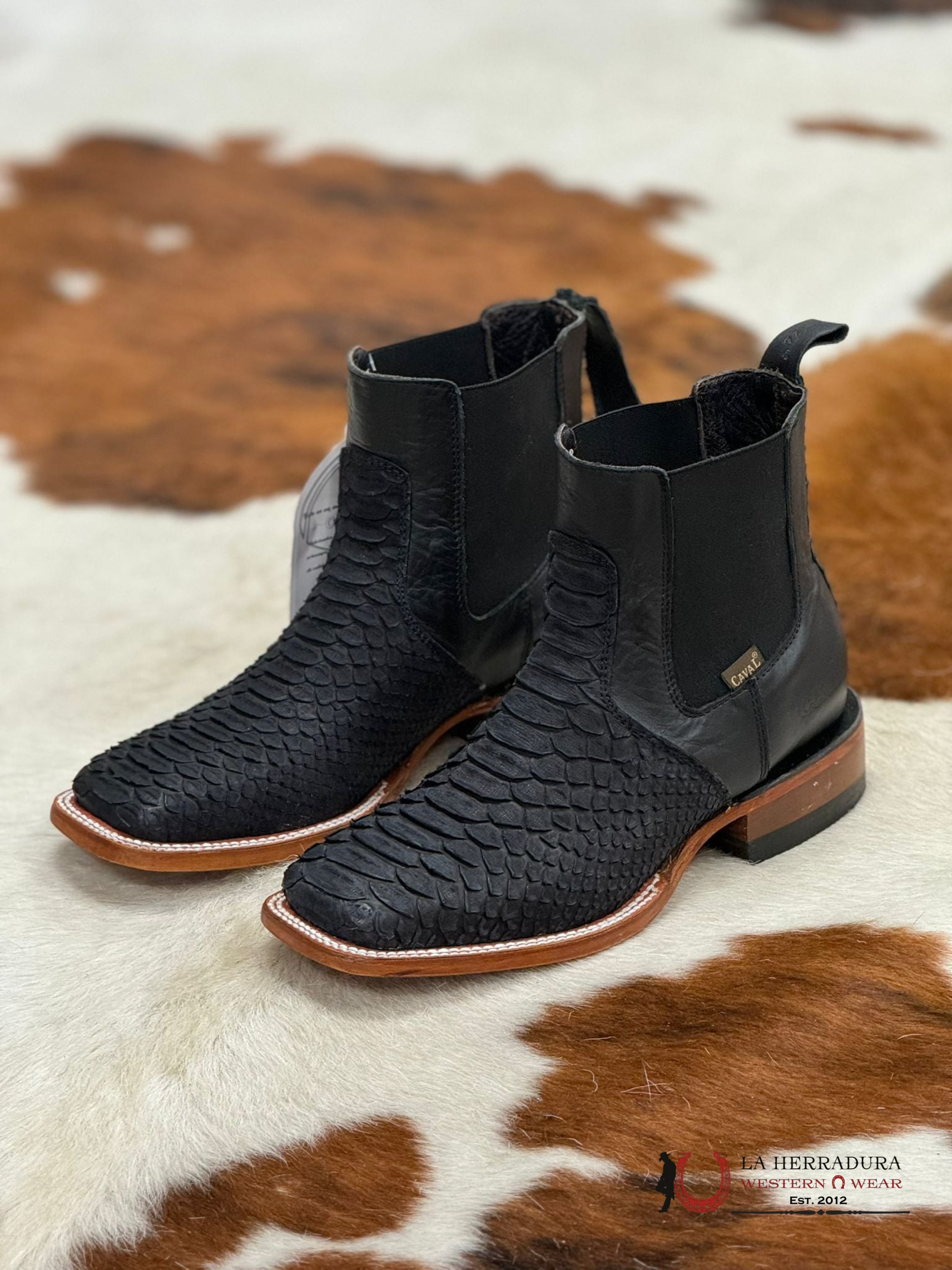 Caval Short Boot Exotic Python Black Botas Hombres