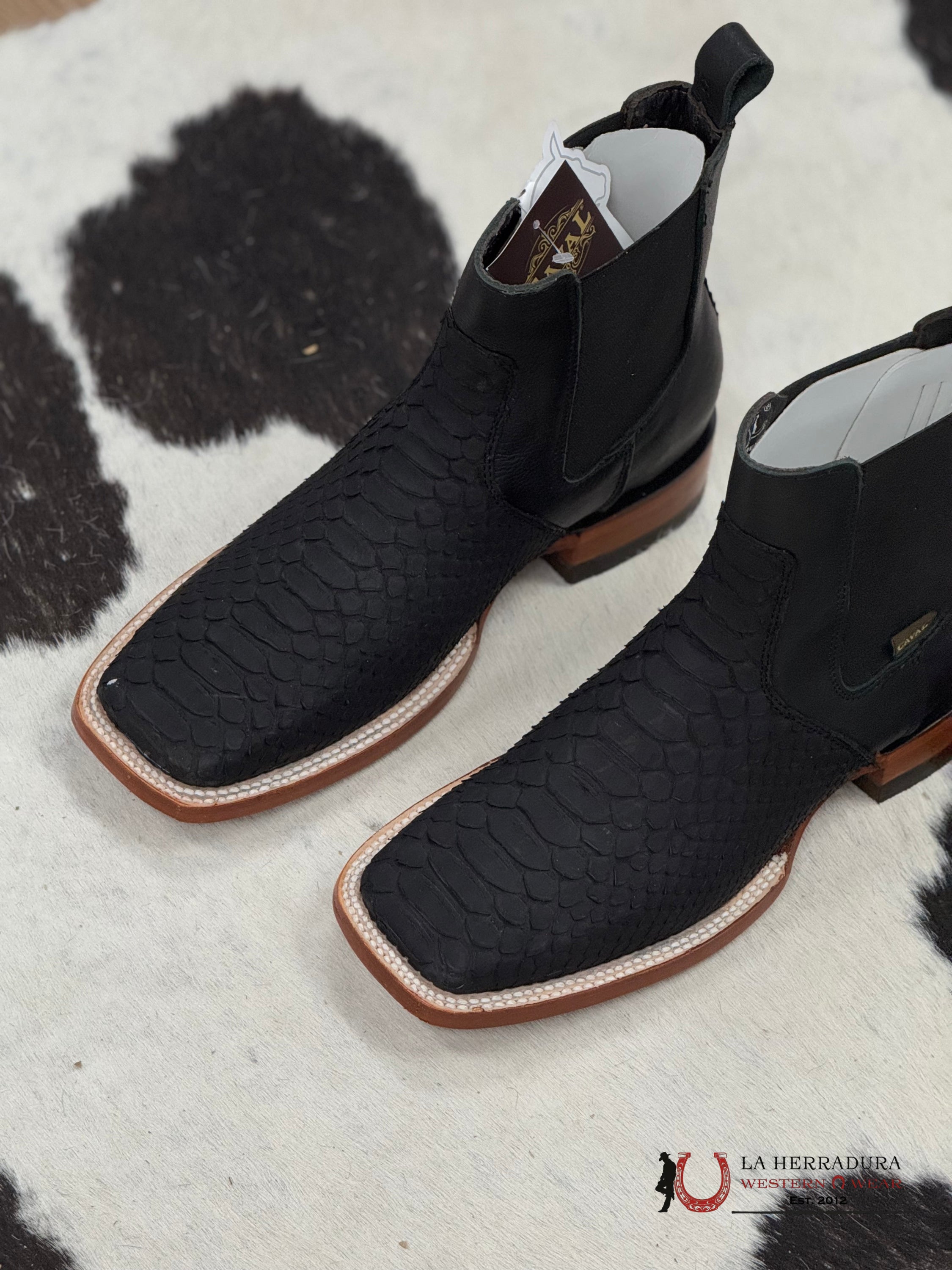 Caval Short Boot Exotic Python Black Botas Hombres