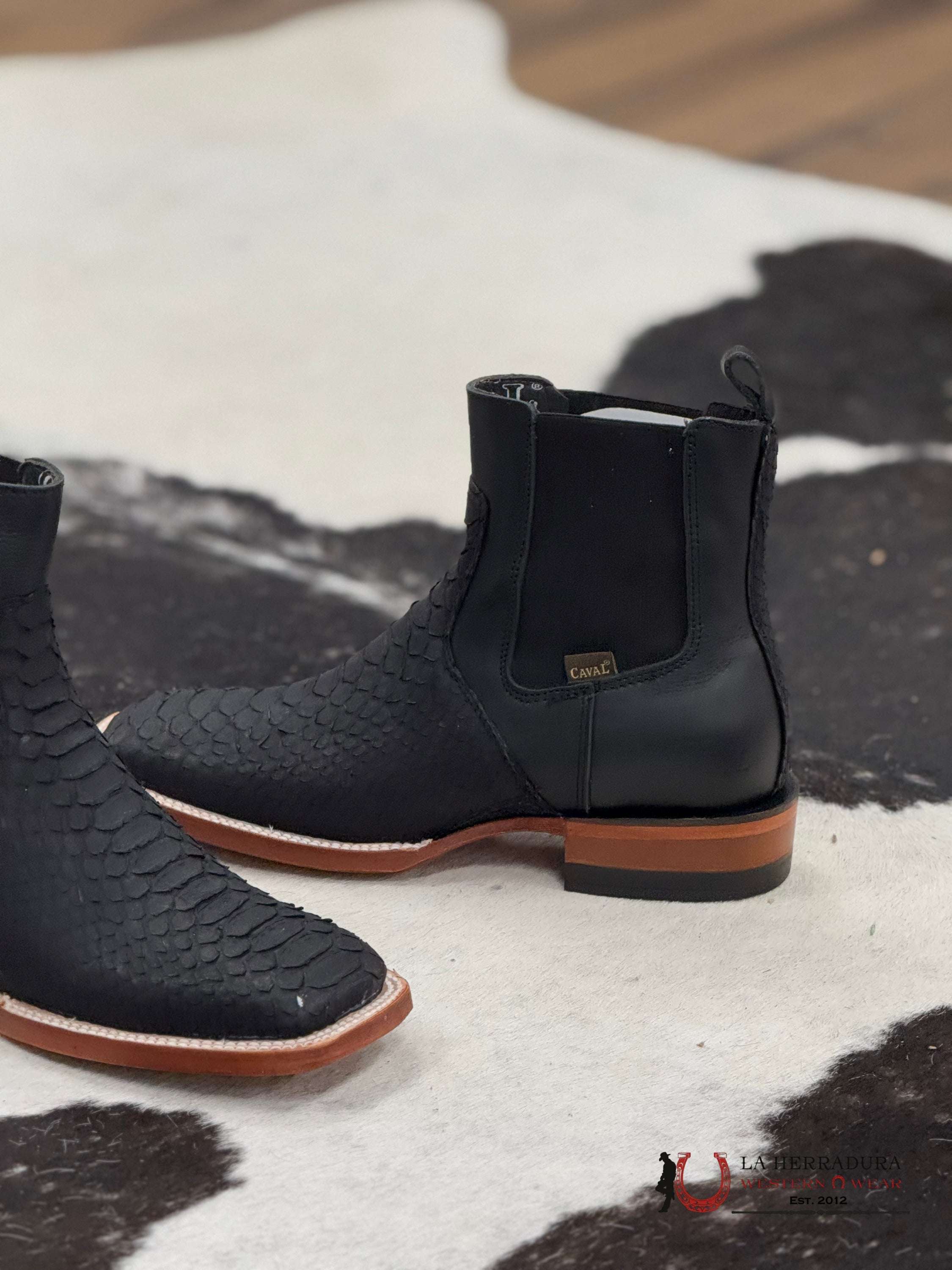 Caval Short Boot Exotic Python Black Botas Hombres