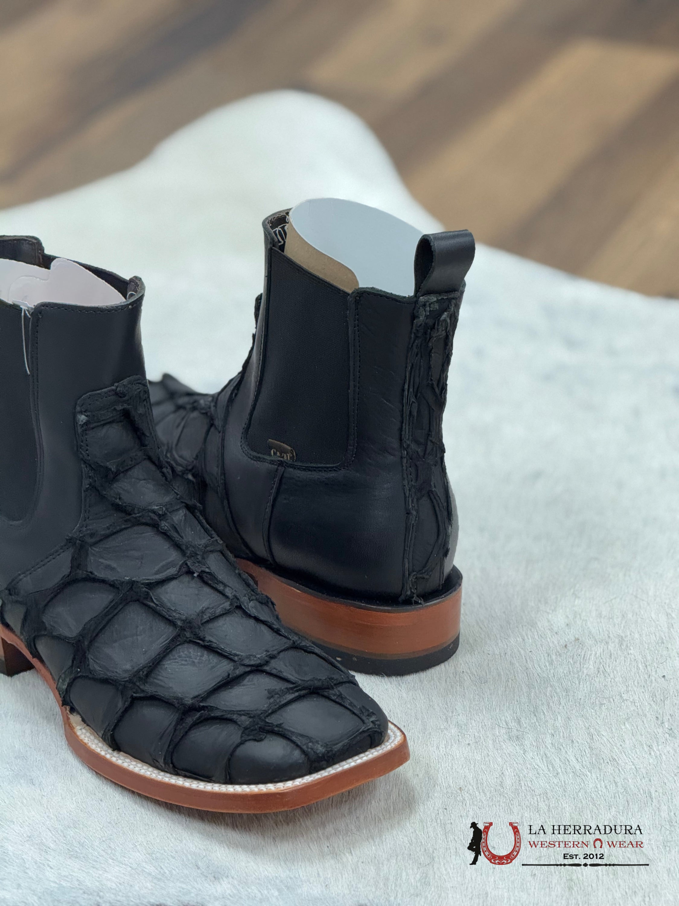 Exotic Fish Short Boots Black Botín Pescado Botas Hombres